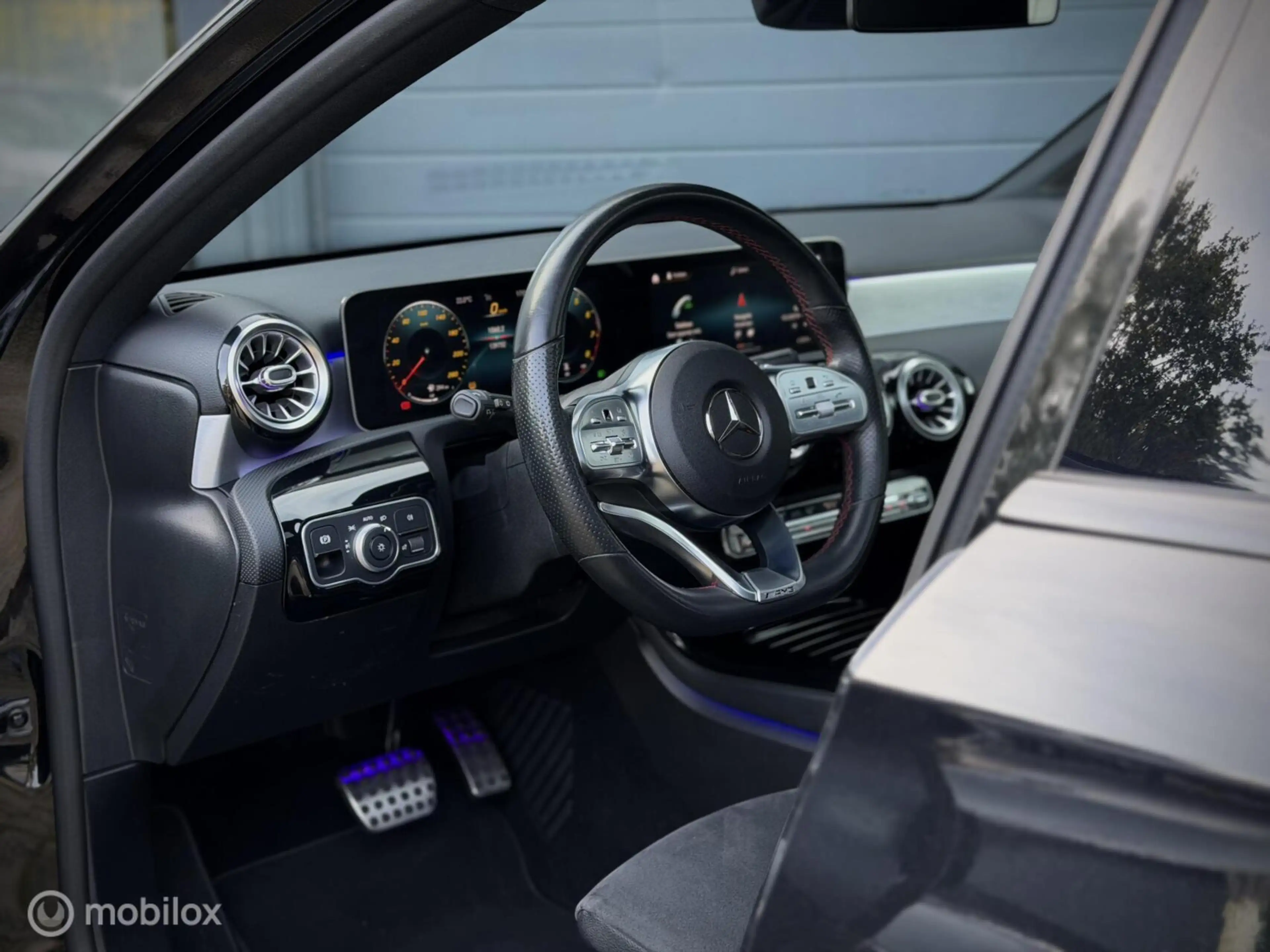 Mercedes-Benz A 180 Business Solution AMG, Night, Pano, Org NL Auto, A — photo 4