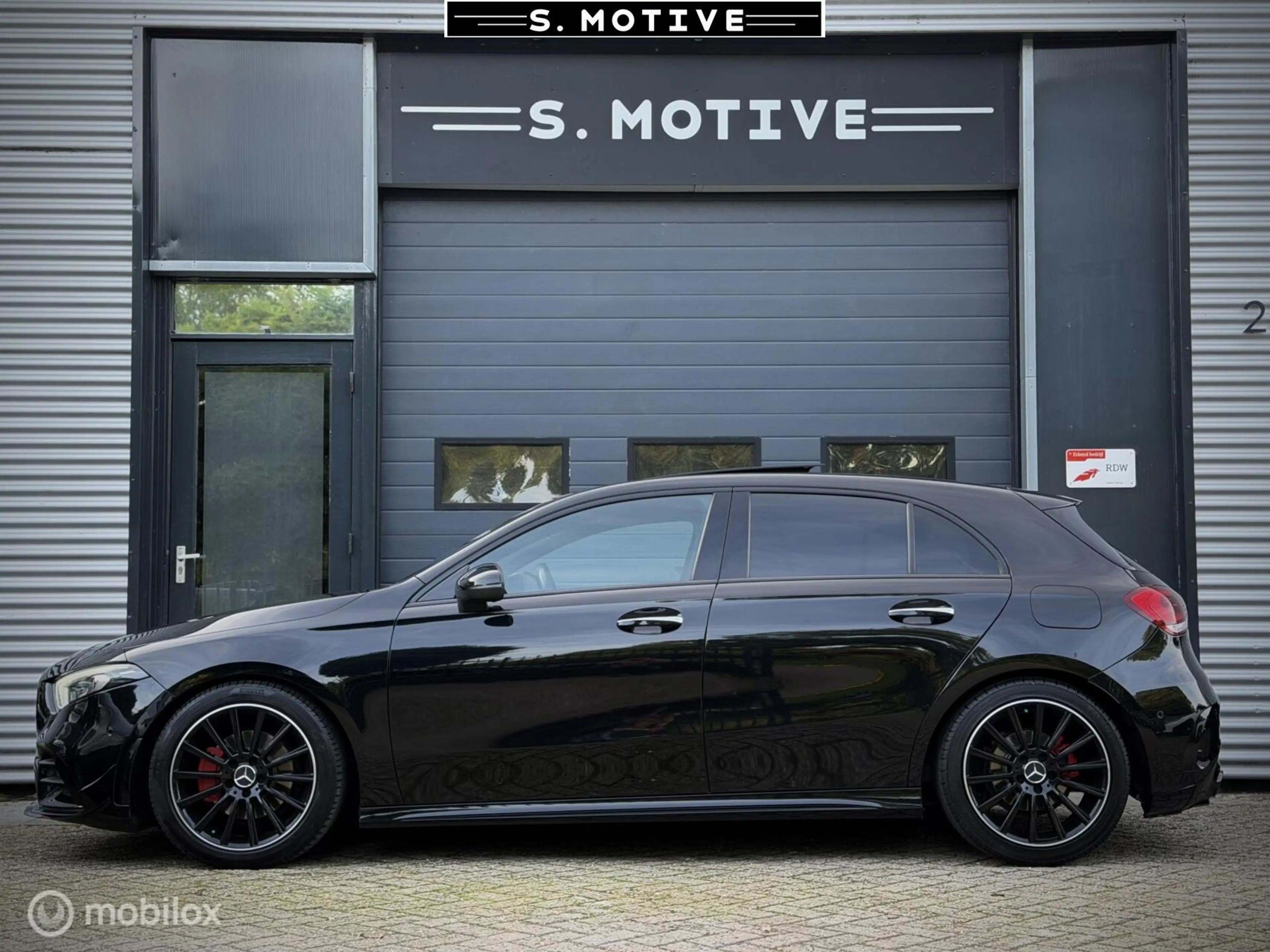 Mercedes-Benz A 180 Business Solution AMG, Night, Pano, Org NL Auto, A — photo 2