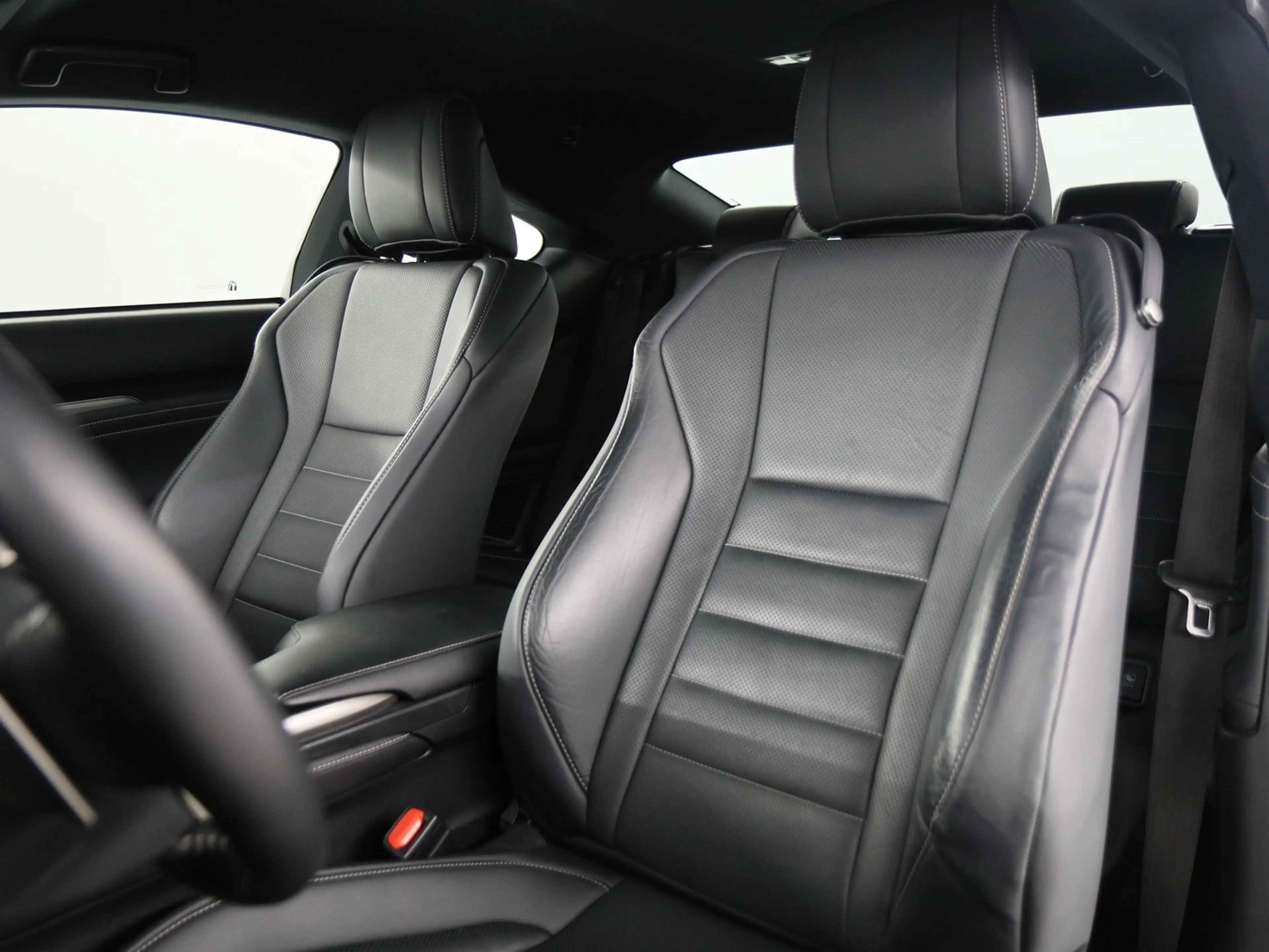 Lexus RC 300h Luxury Line | Stoelgehuegen | Stoelen Verwarmd en — photo 14