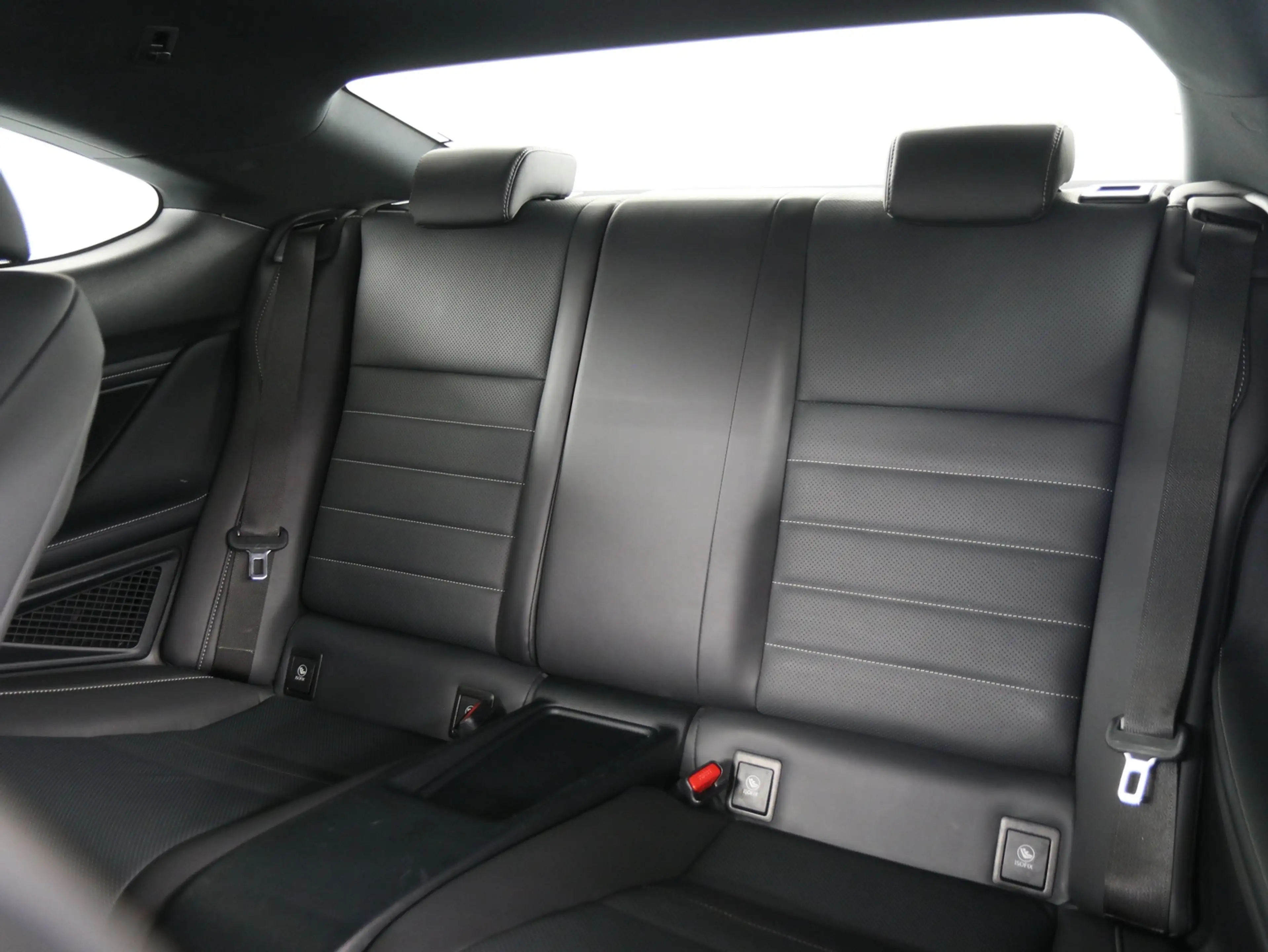 Lexus RC 300h Luxury Line | Stoelgehuegen | Stoelen Verwarmd en — photo 11