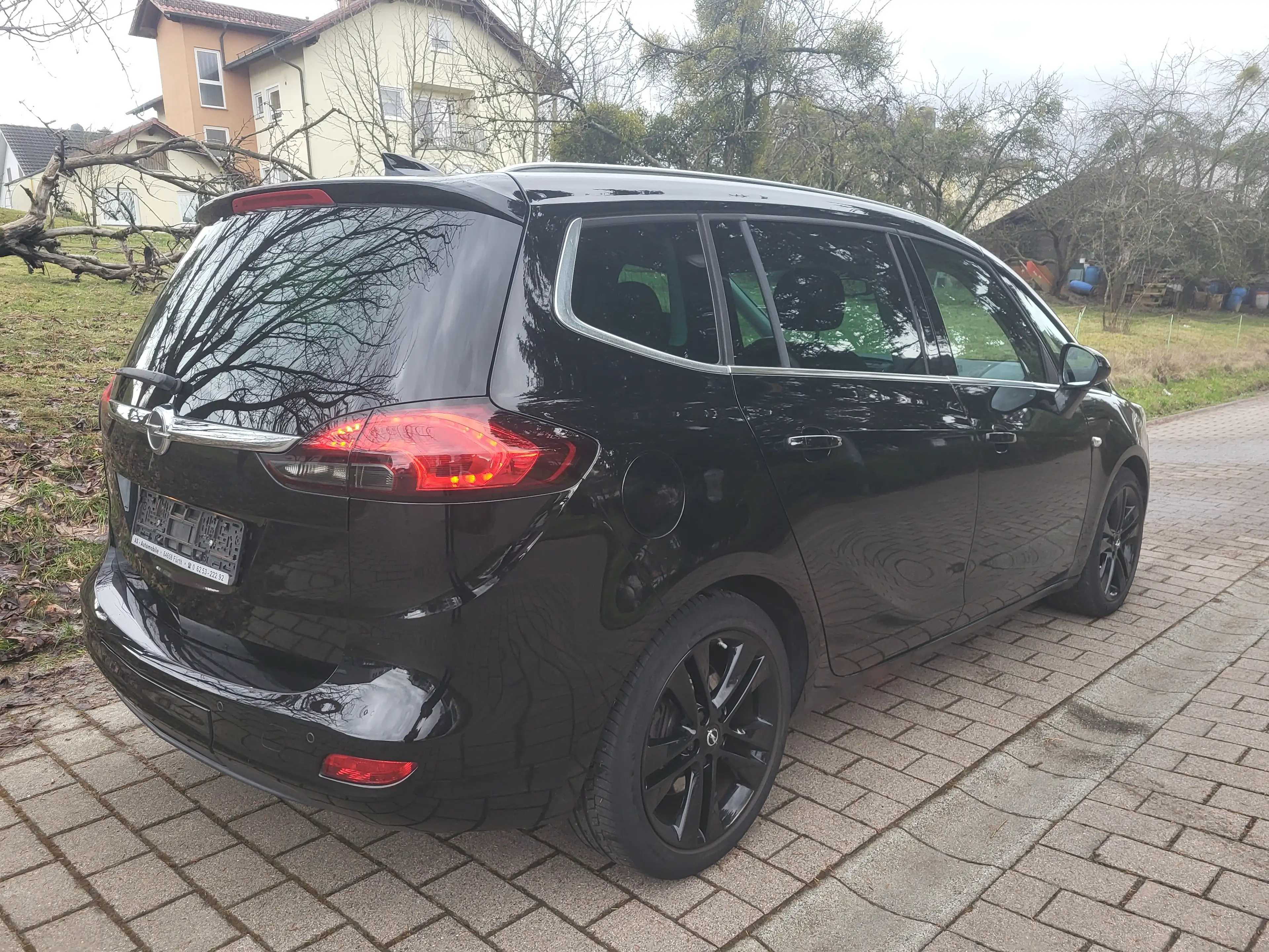 Opel Zafira Tourer 2.0 CDTI Business Innovation*7-Sitzer* — photo 2