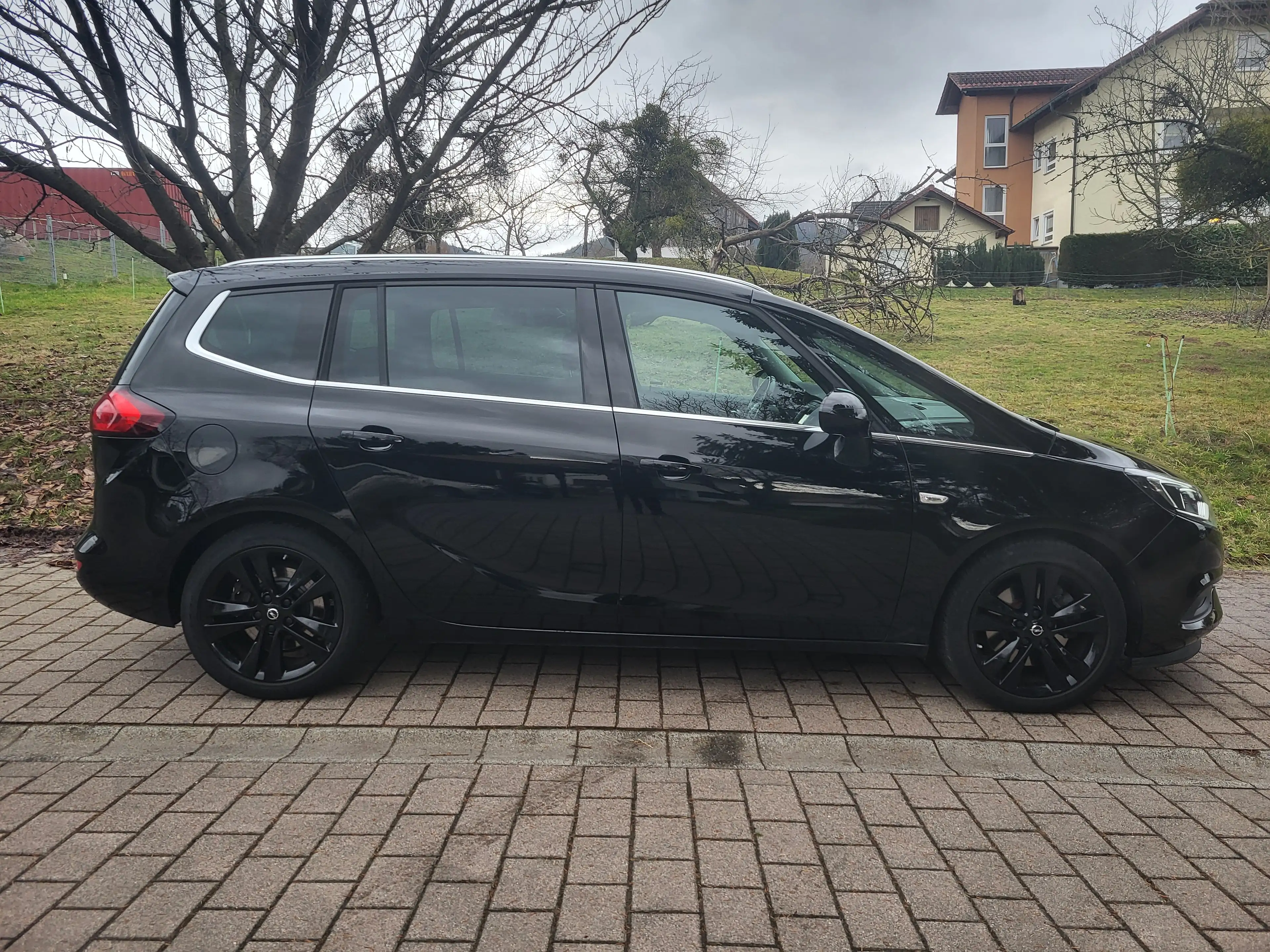 Opel Zafira Tourer 2.0 CDTI Business Innovation*7-Sitzer* — photo 6