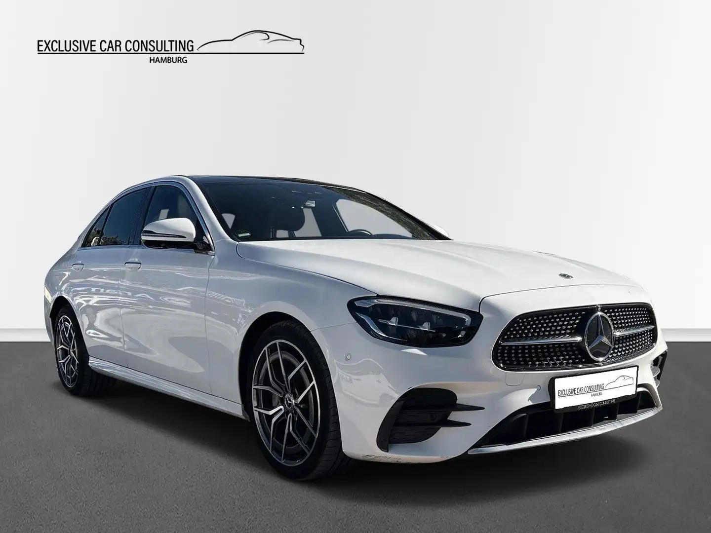 Mercedes-Benz E 200 AMG Line *Pano *360° *Memory *Headup White - 1