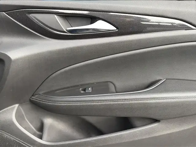 Opel Insignia view 27