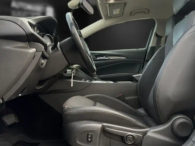 Opel Insignia view 13