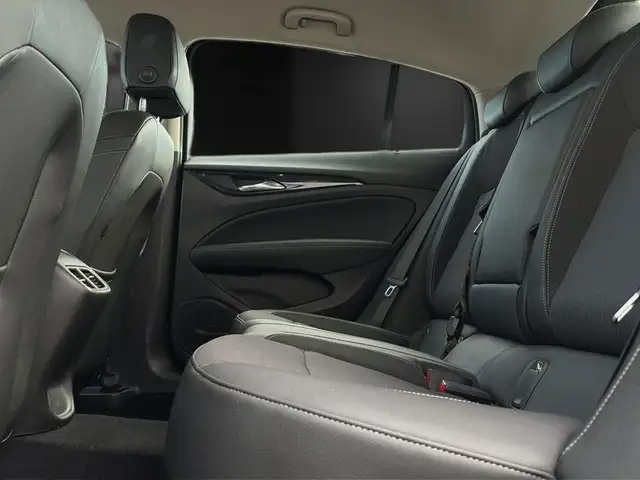Opel Insignia view 24