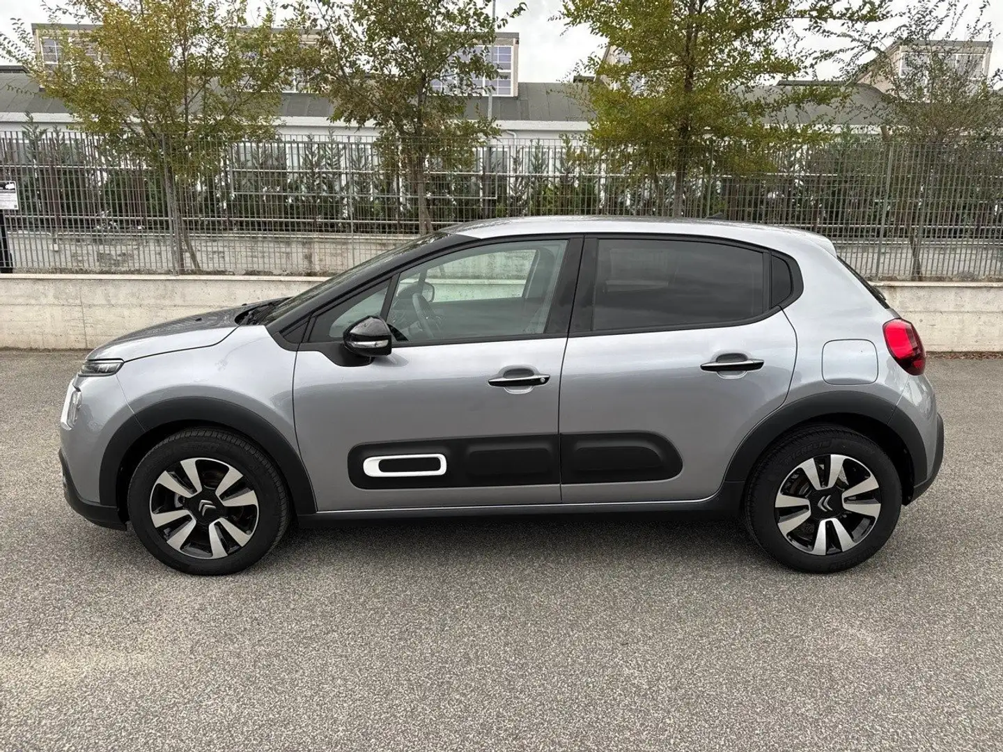 Citroen C3 PureTech 110 S&S MAX EAT6 Grigio - 2