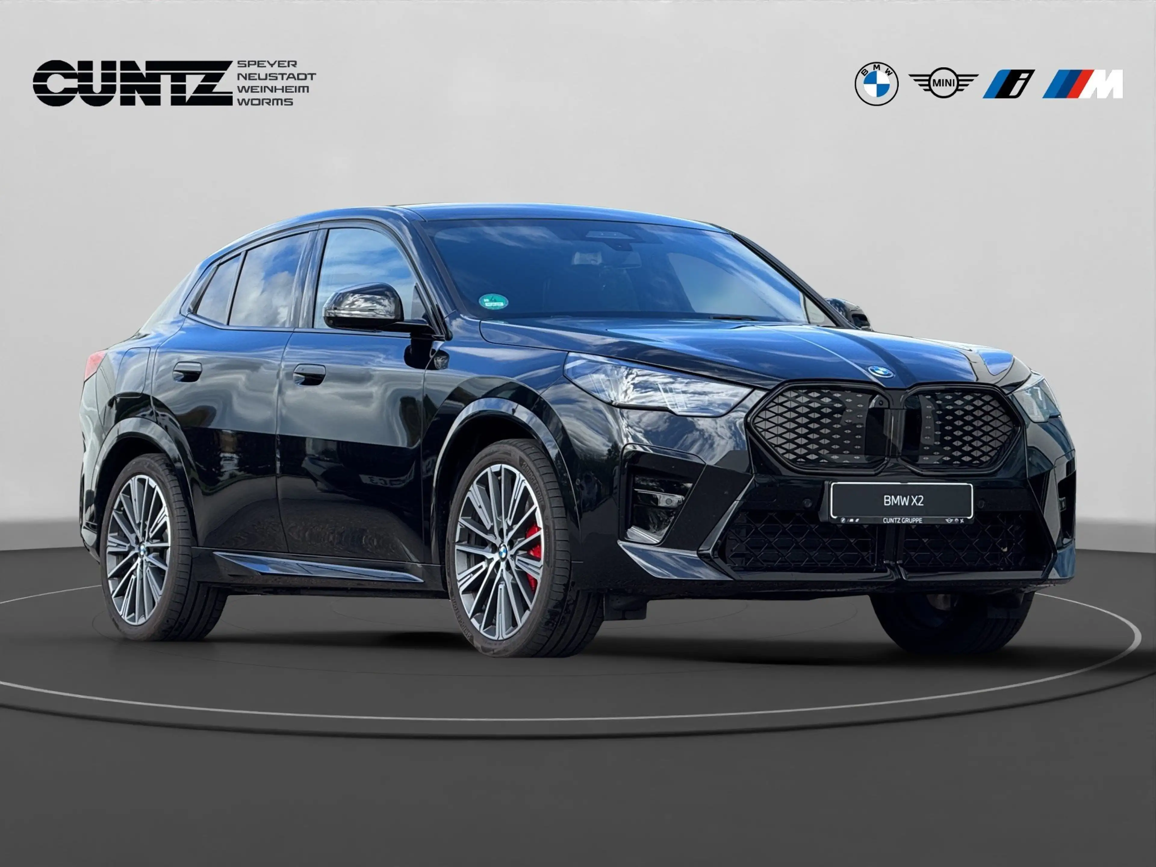 BMW iX2 30xDrive M Sport — photo 3