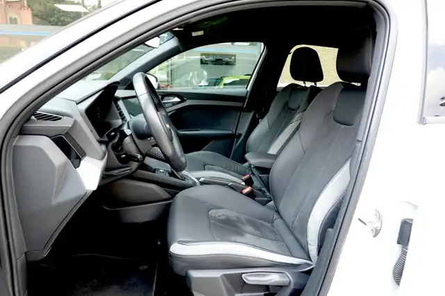 Audi A1 view 11