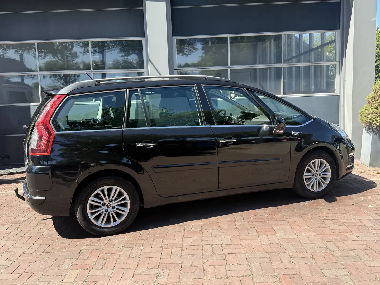 Citroen Grand C4 Picasso 1.6 THP Exclusive EGS 7P Bj 2011 Ideale gezinswage Zwart - 2