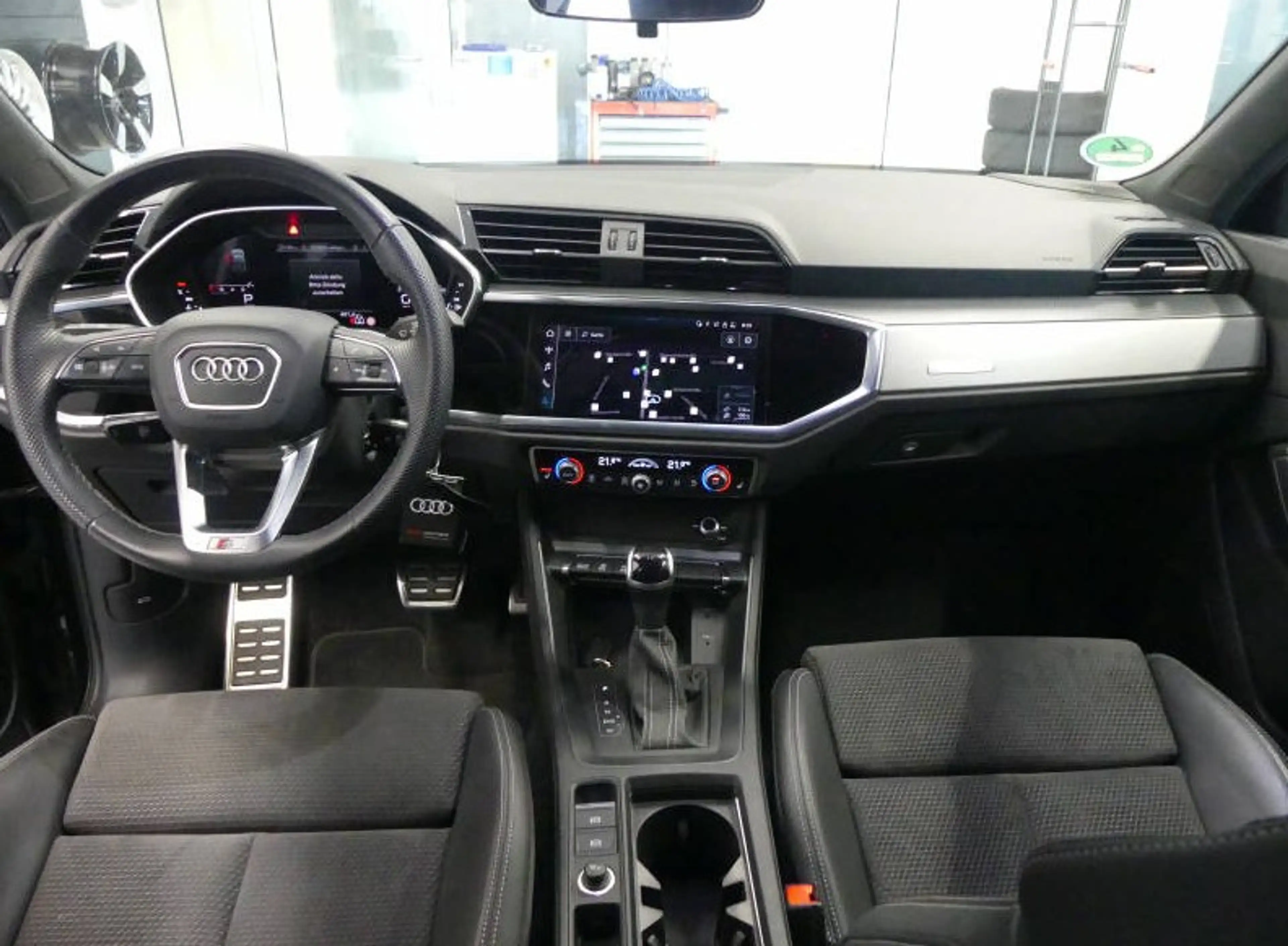 Audi Q3 Sportback 35 TFSI 2x S line SONOS SHZ KAMERA — photo 4