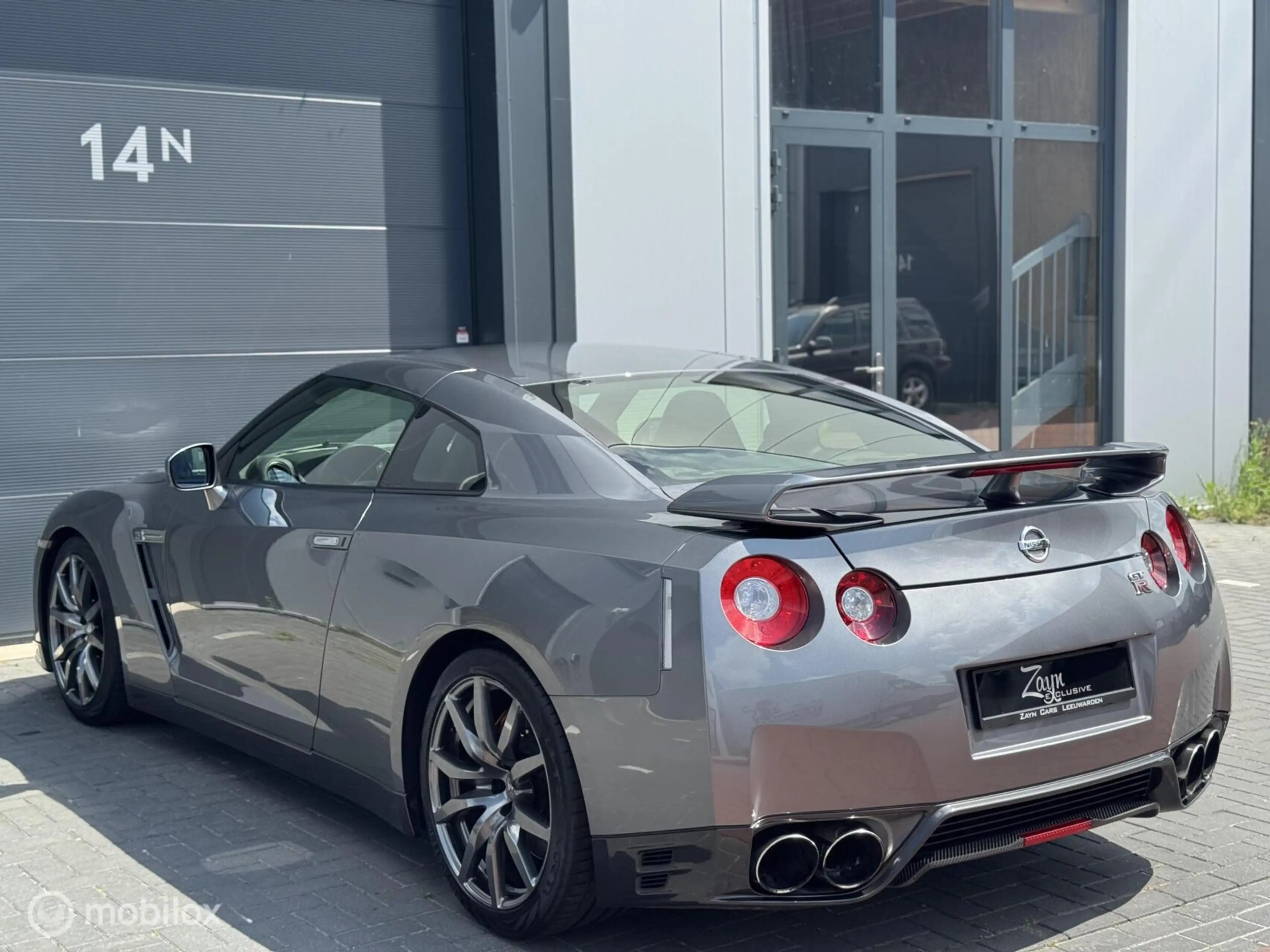 Nissan GT-R 3.8 V6 Gentleman Edition MY2013 | STOCK | — photo 4