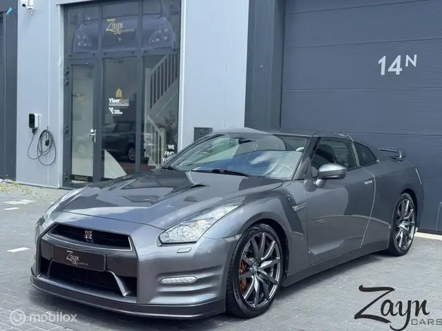 Nissan GT-R 3.8 V6 Gentleman Edition MY2013 | STOCK |