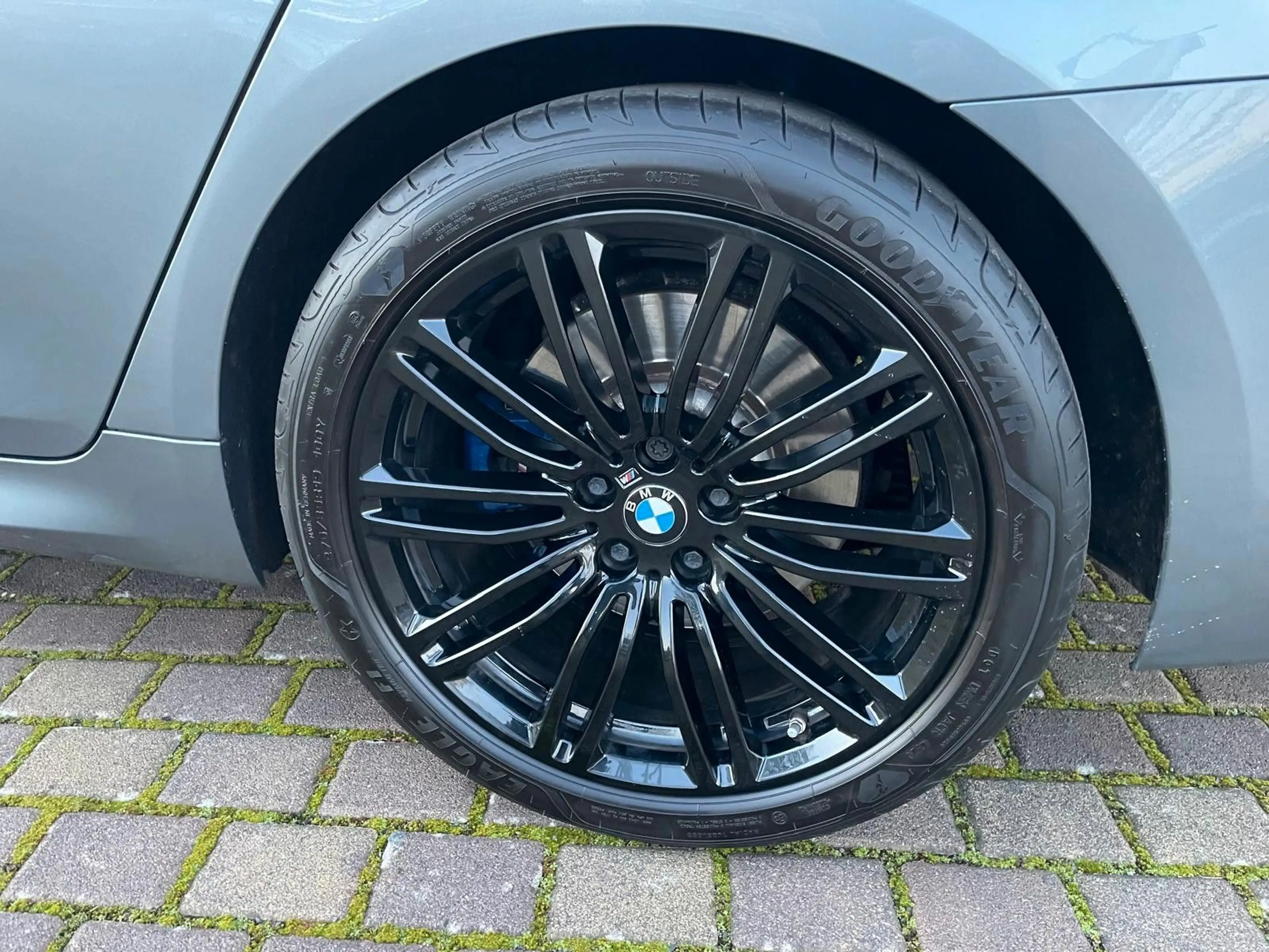 BMW 530 d xDrive M Sport Fast Voll — photo 13