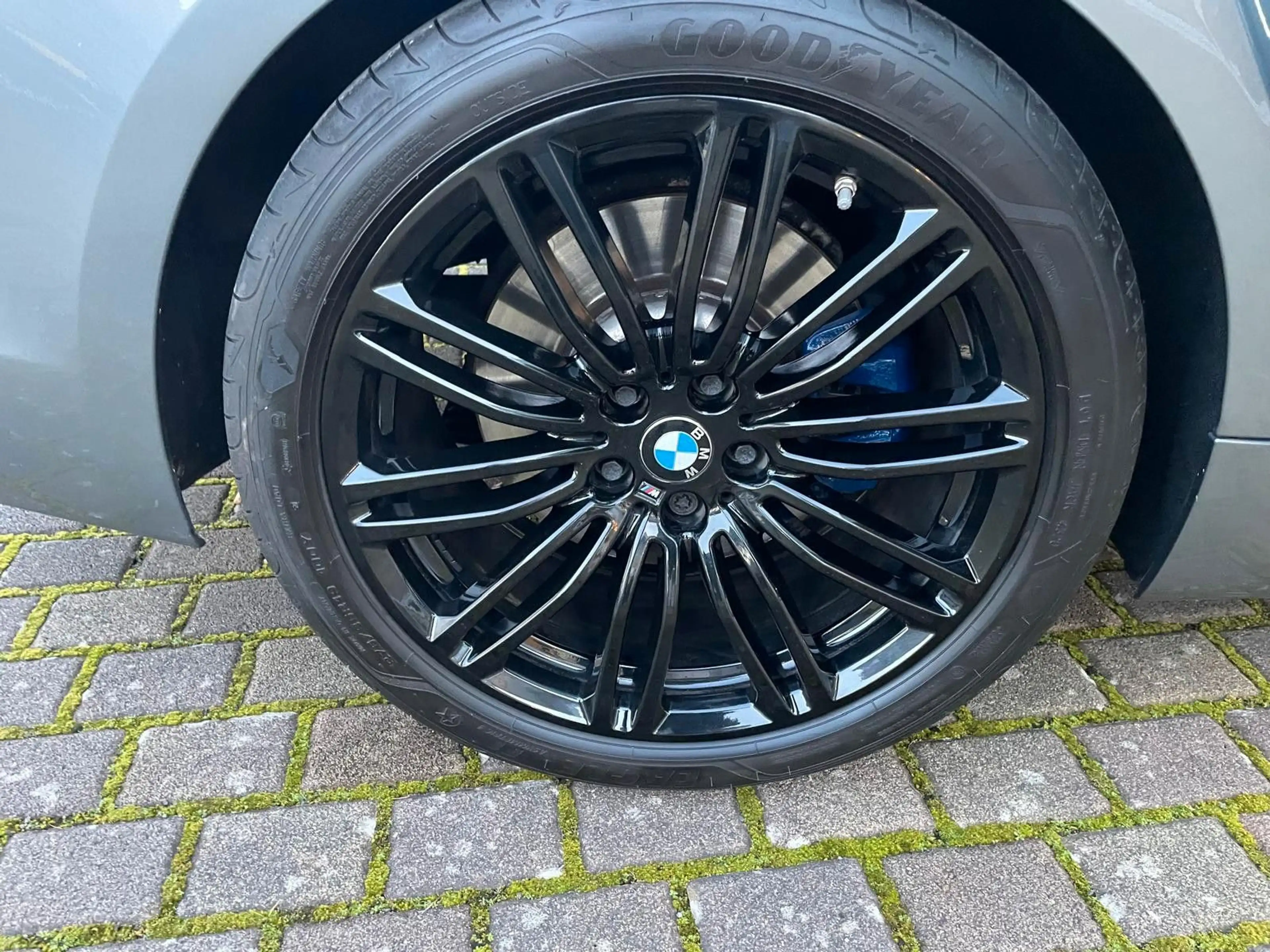 BMW 530 d xDrive M Sport Fast Voll — photo 12