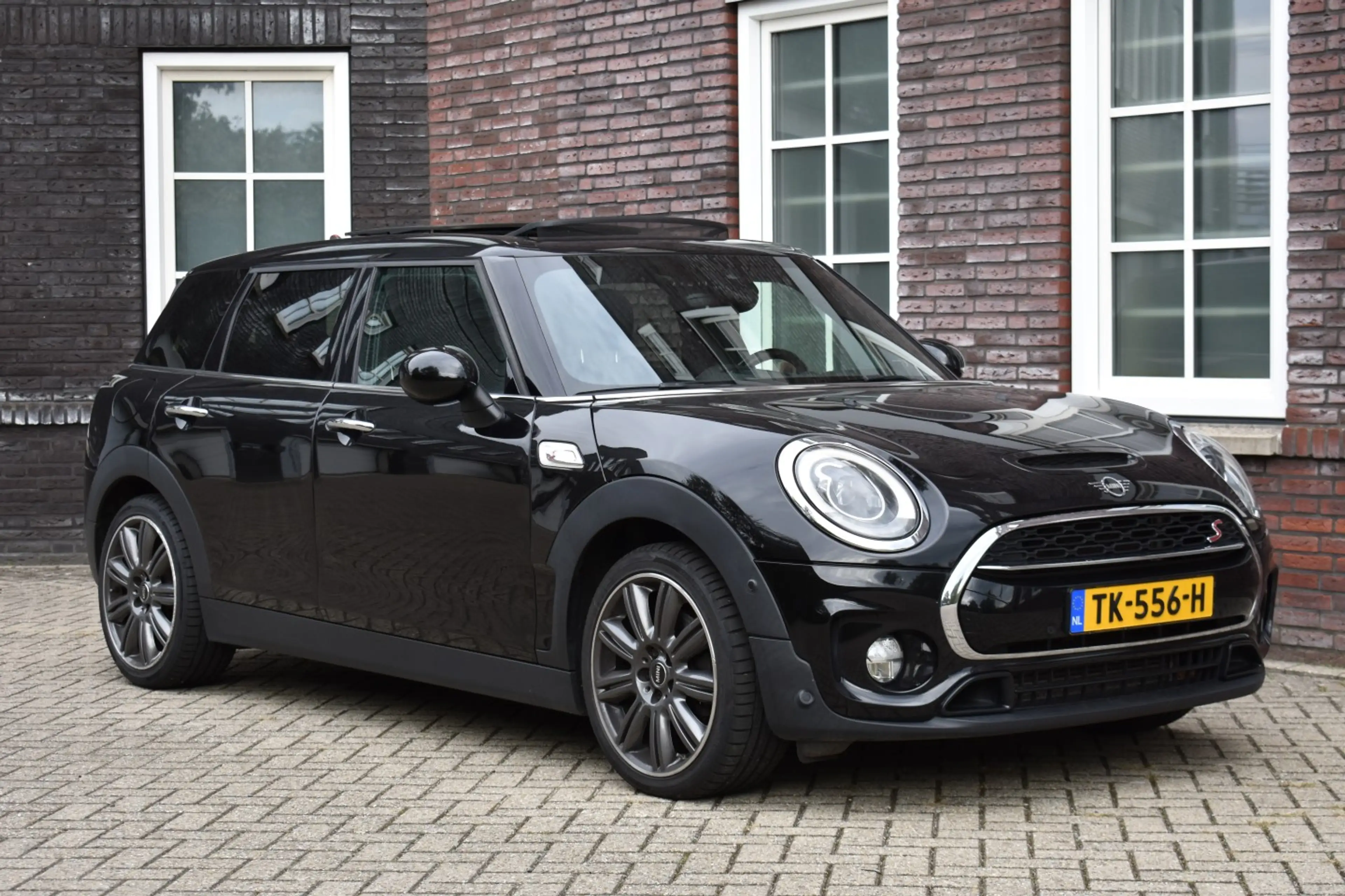 MINI Cooper S Clubman 2.0 Cooper S Chili Hyde Park | Pano | Harman Kardo