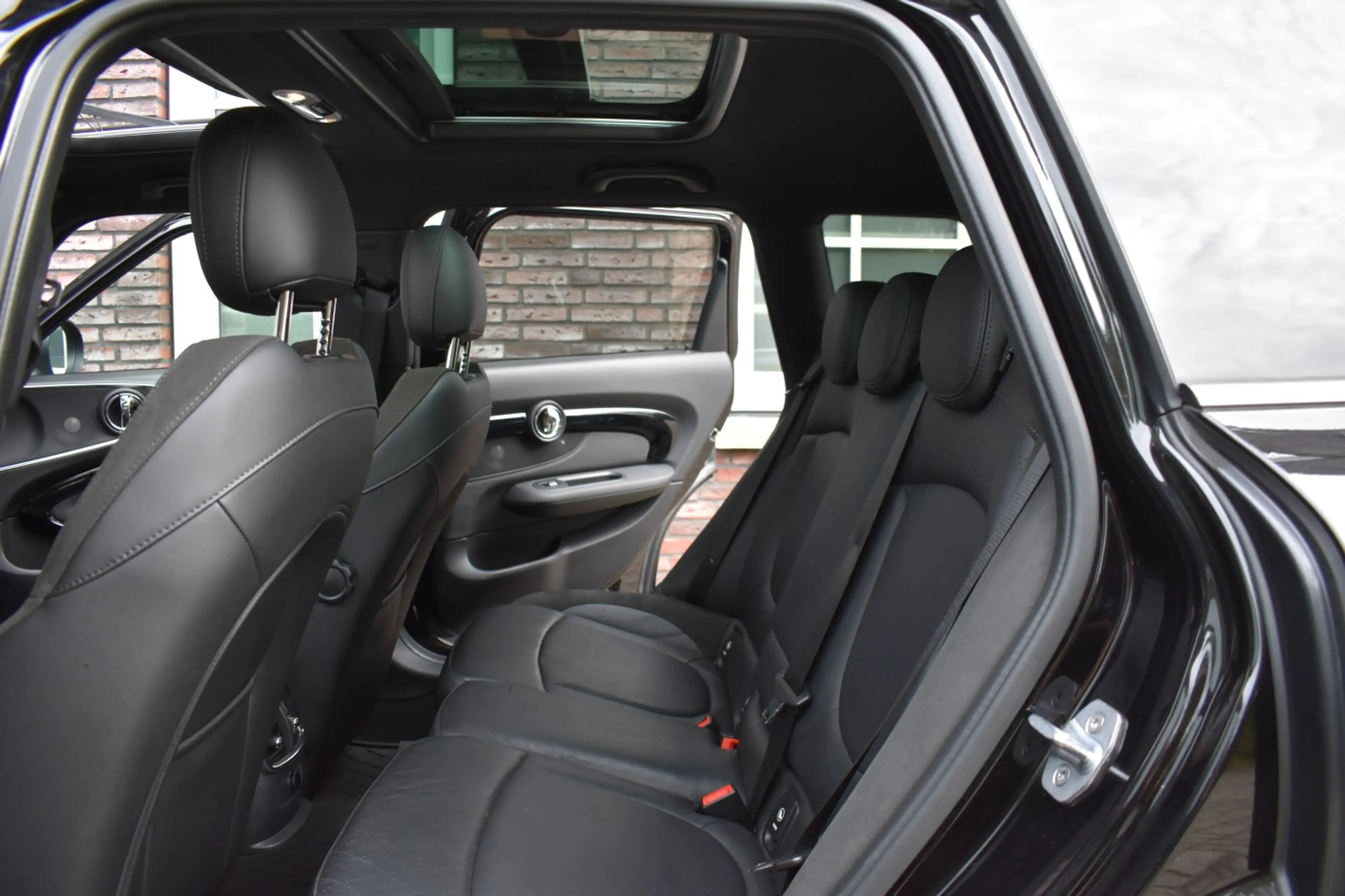 MINI Cooper S Clubman 2.0 Cooper S Chili Hyde Park | Pano | Harman Kardo — photo 4