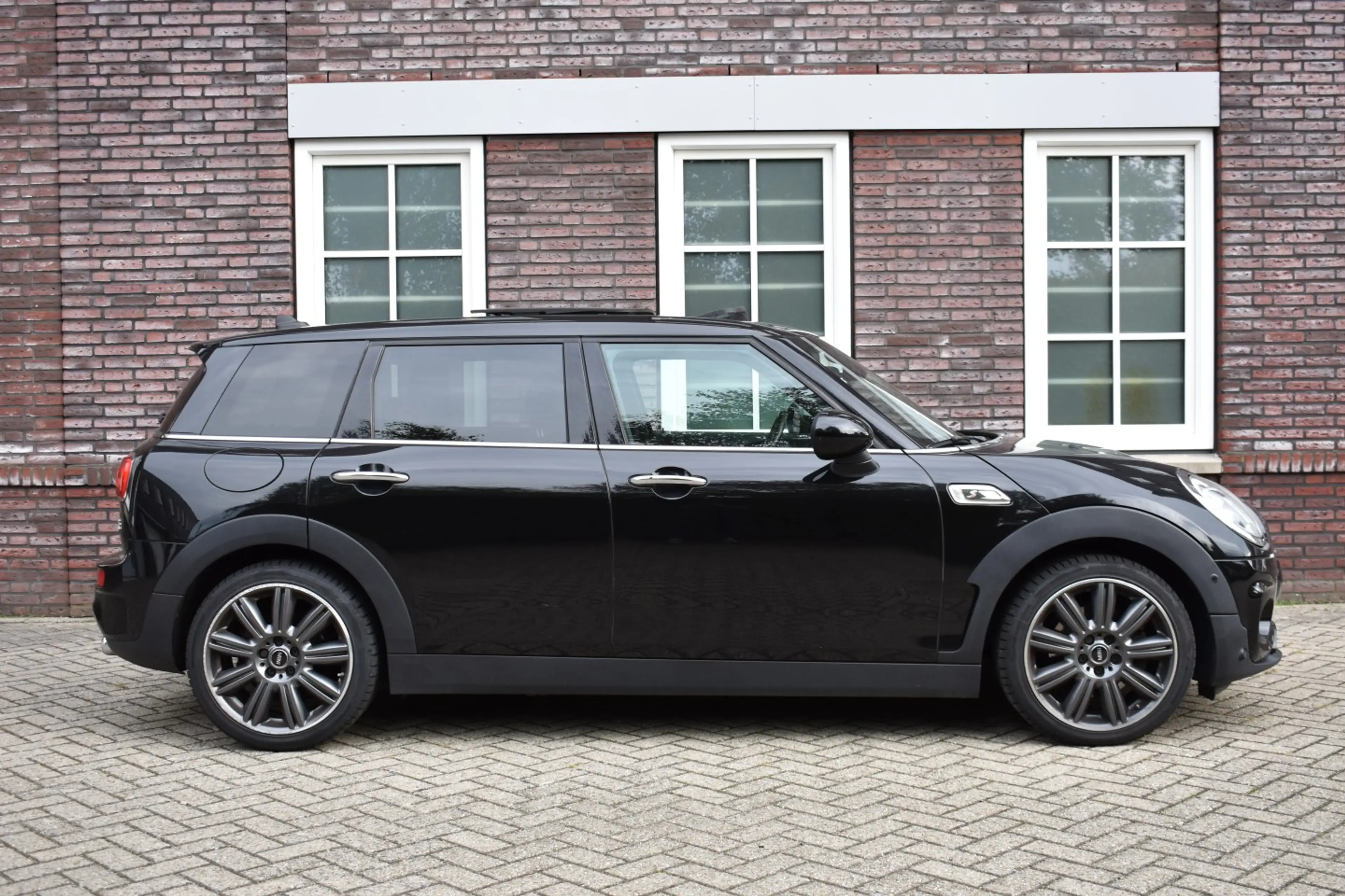MINI Cooper S Clubman 2.0 Cooper S Chili Hyde Park | Pano | Harman Kardo — photo 5