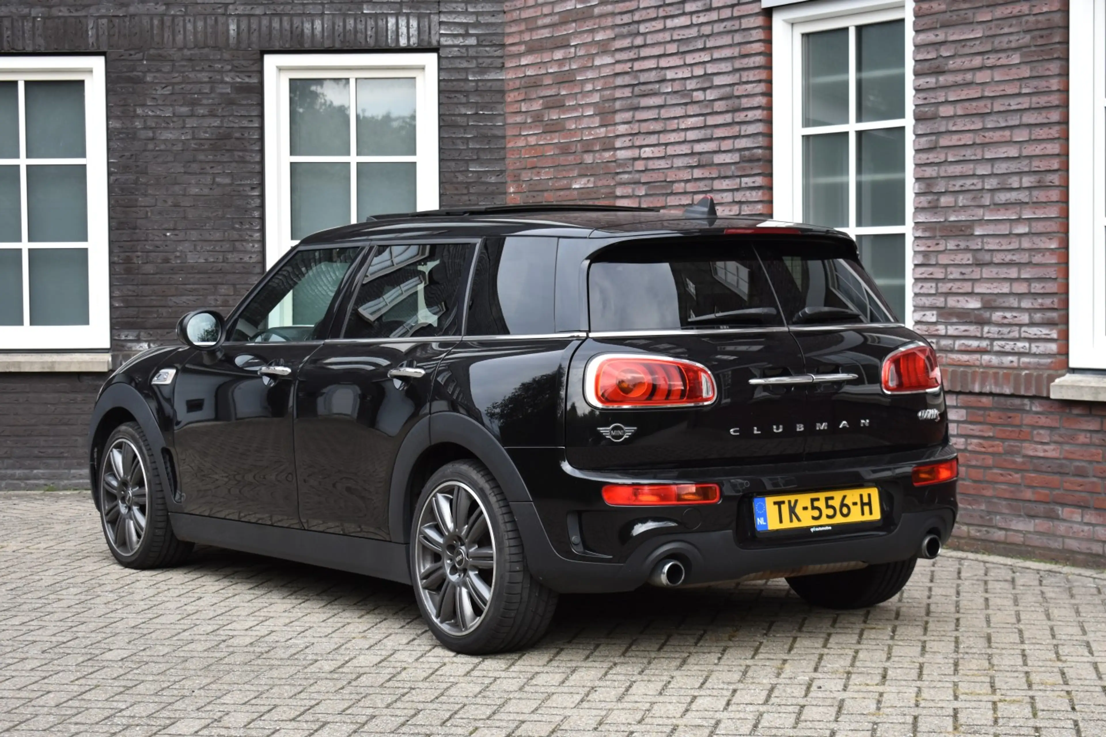 MINI Cooper S Clubman 2.0 Cooper S Chili Hyde Park | Pano | Harman Kardo — photo 7