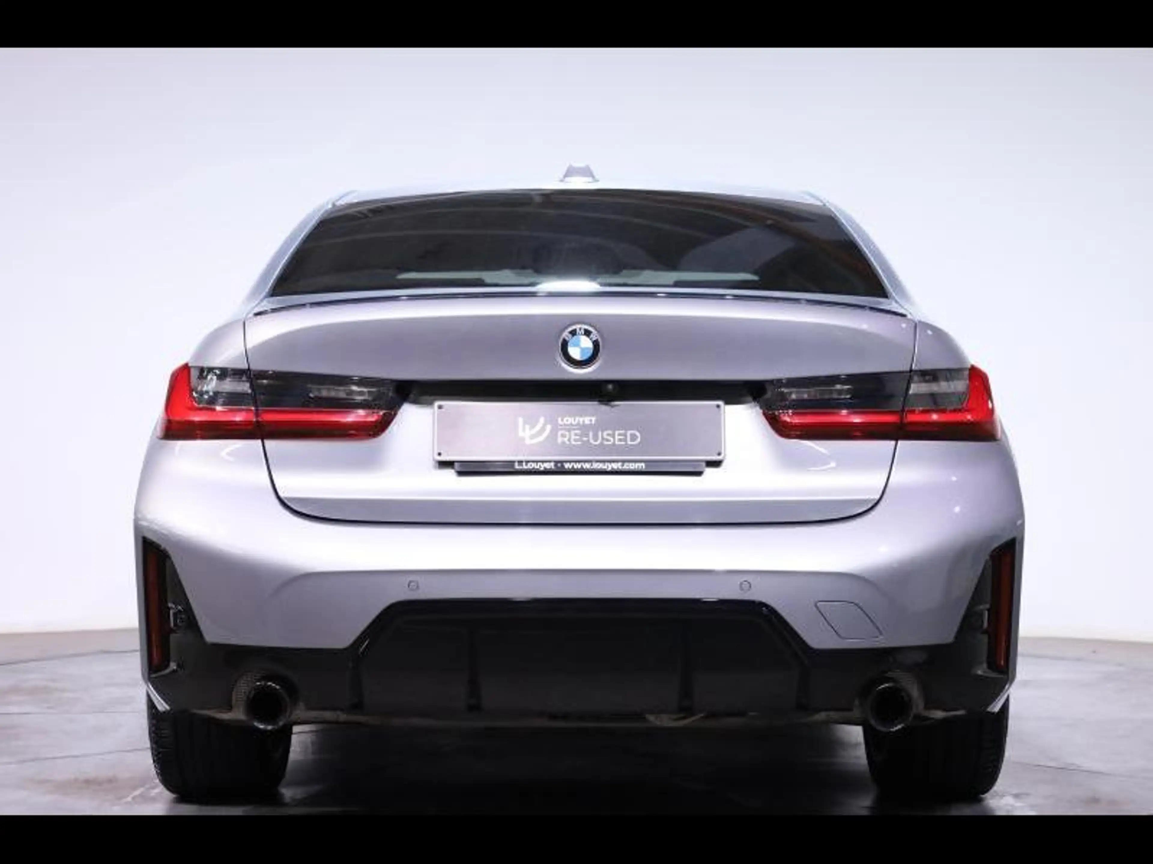 BMW 318 i Berline Kit M Sport — photo 5