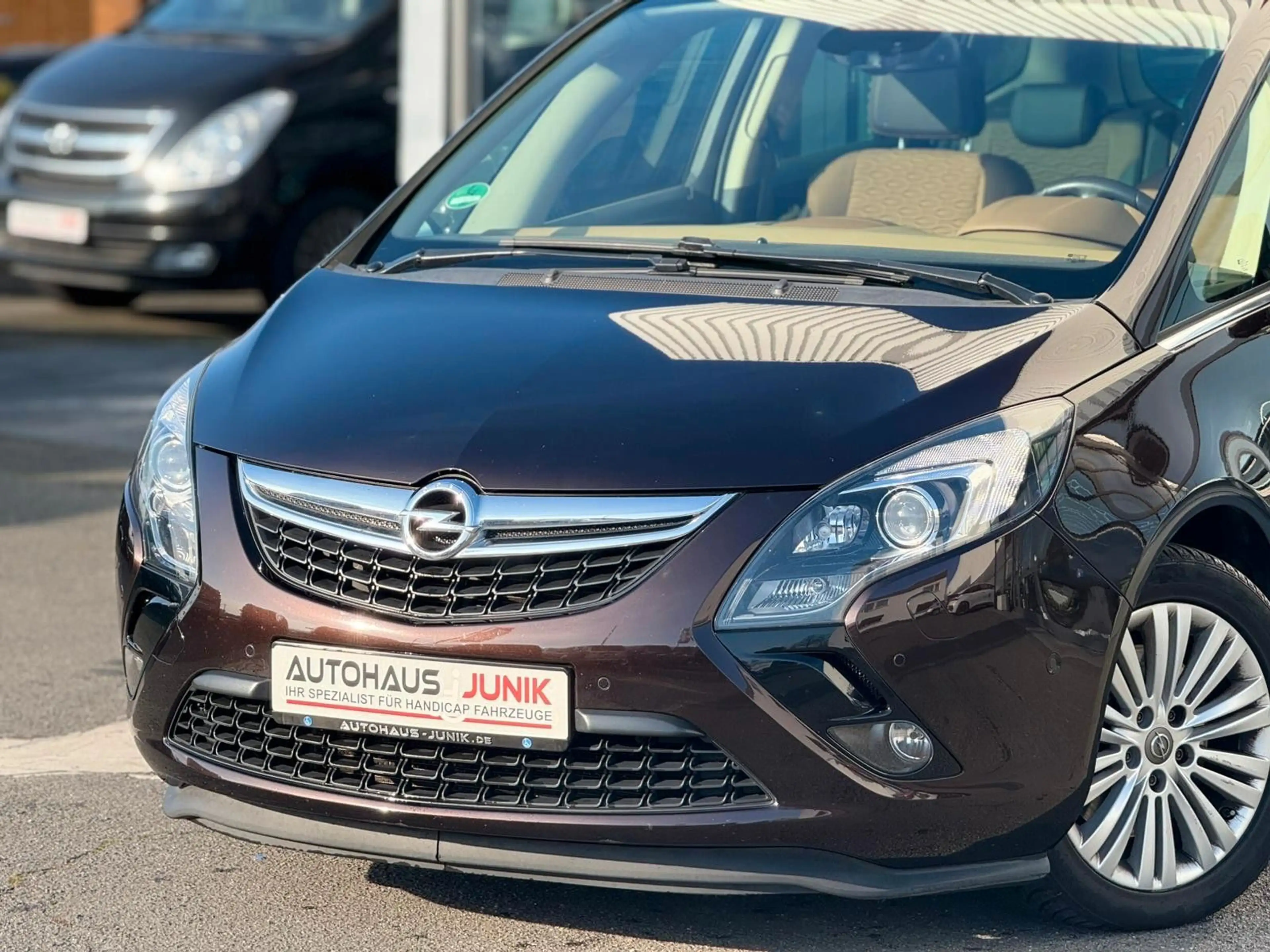 Opel Zafira 1,6 Automatik Tourer Turbo — photo 3