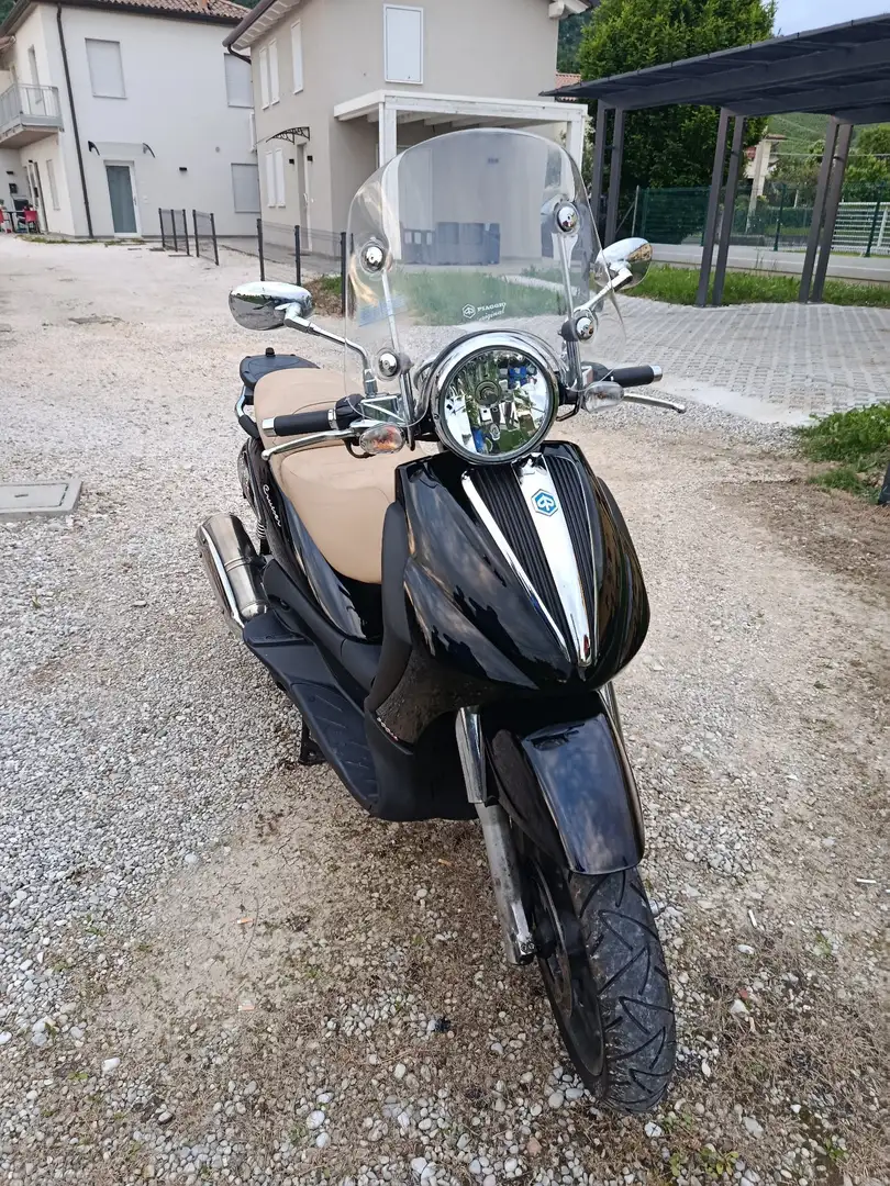 Piaggio Beverly 500 Negru - 2