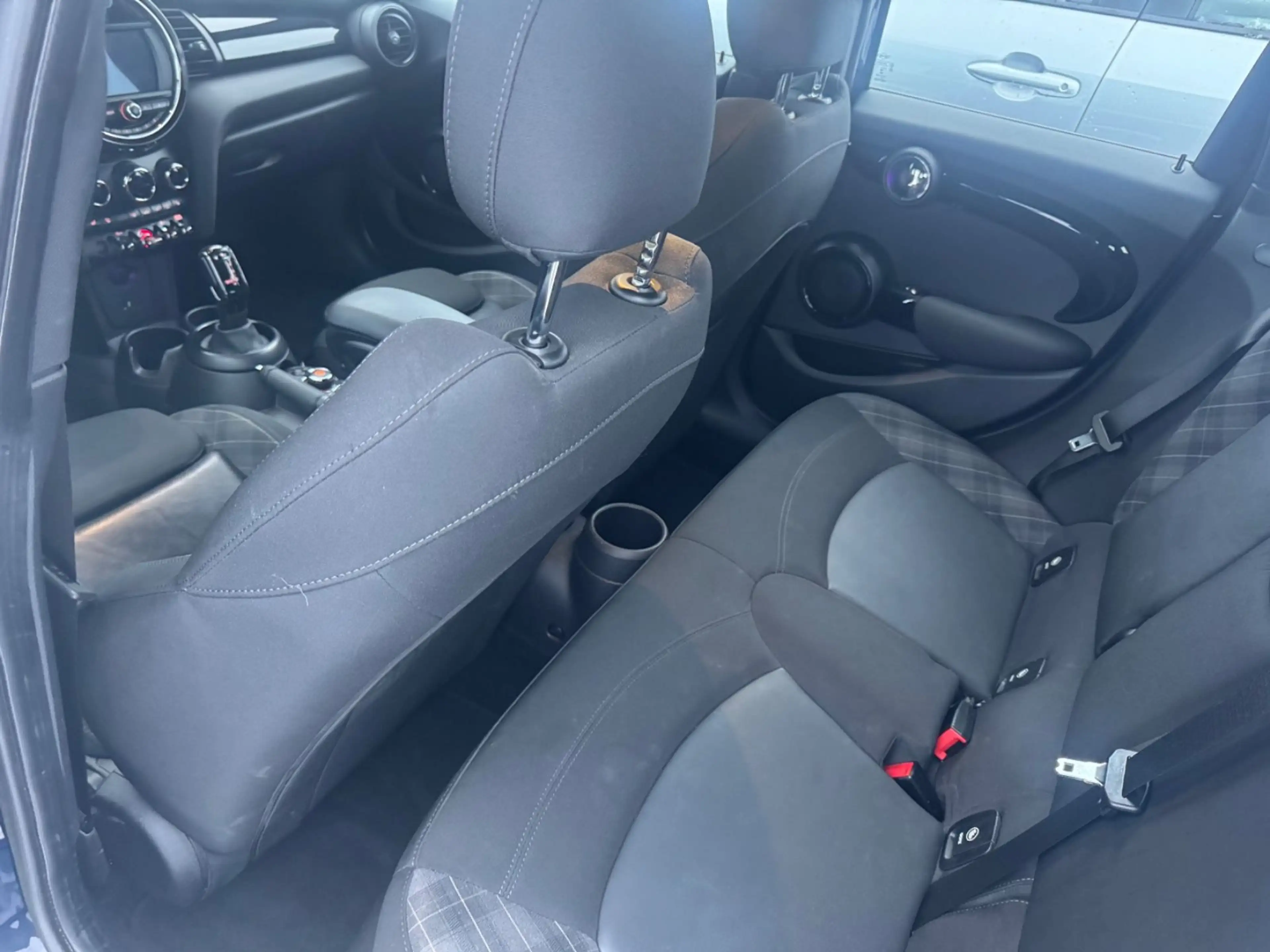 MINI Cooper SD Mini 5-trg. Cooper SD Aut. — photo 8