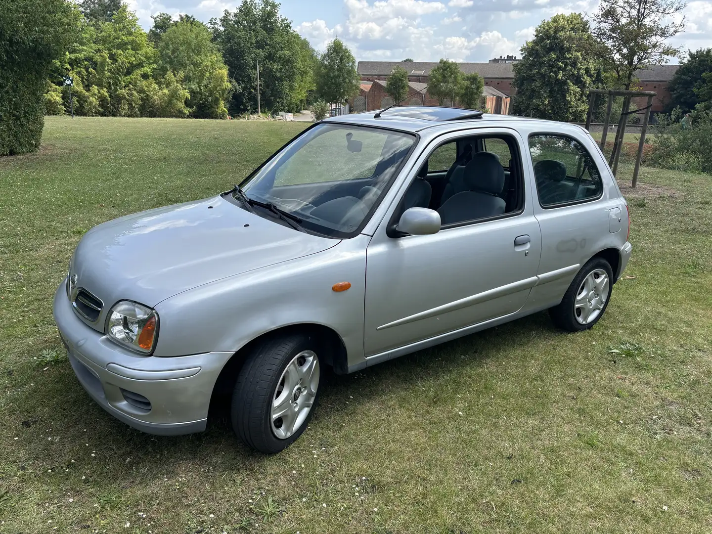 Nissan Micra 1.0i 16v Aruba BOITE AUTO ✅CVT✅FEUILLE ROSE✅ Gris - 1