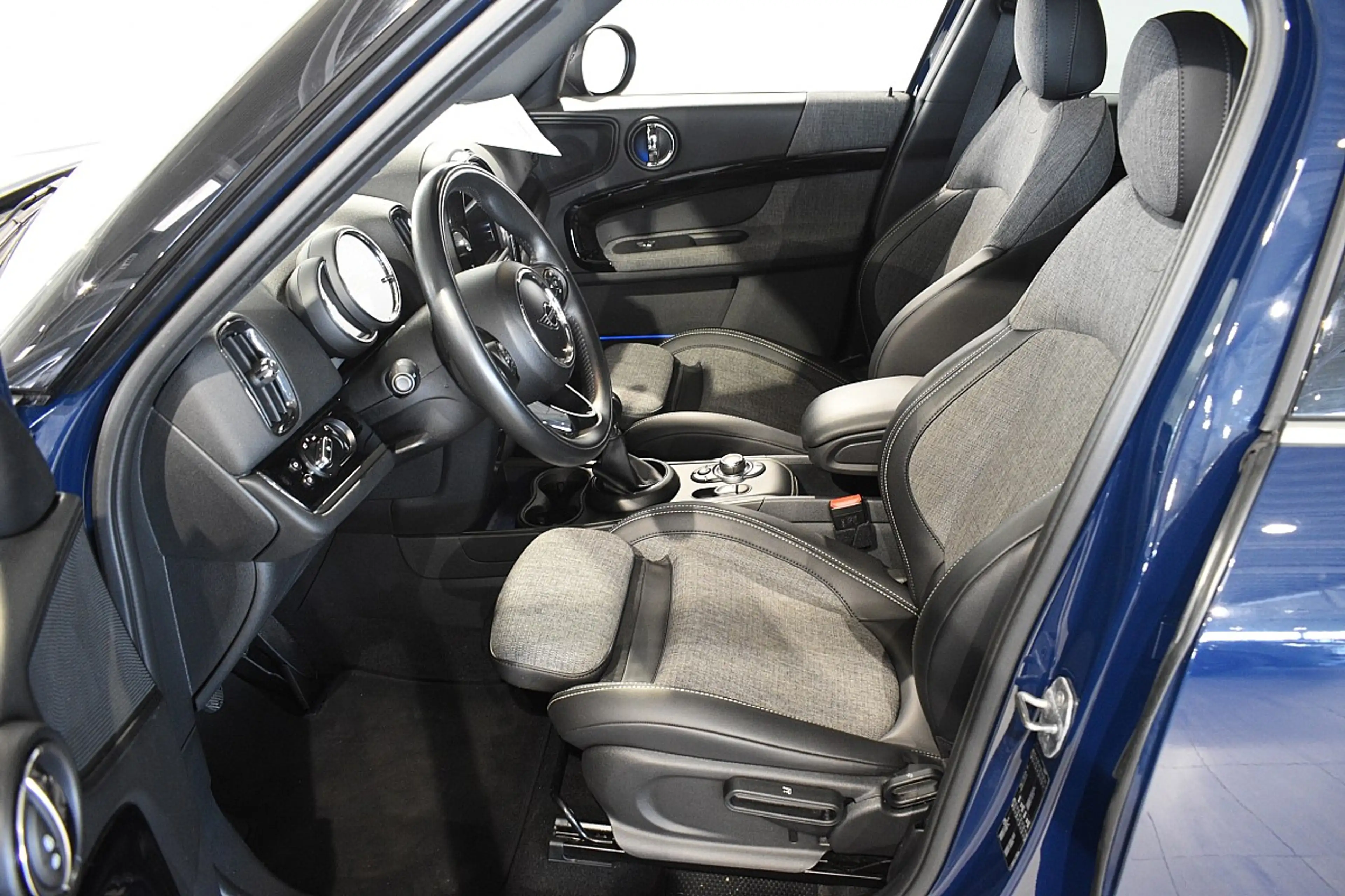 MINI One Countryman MINI Countryman One — photo 4