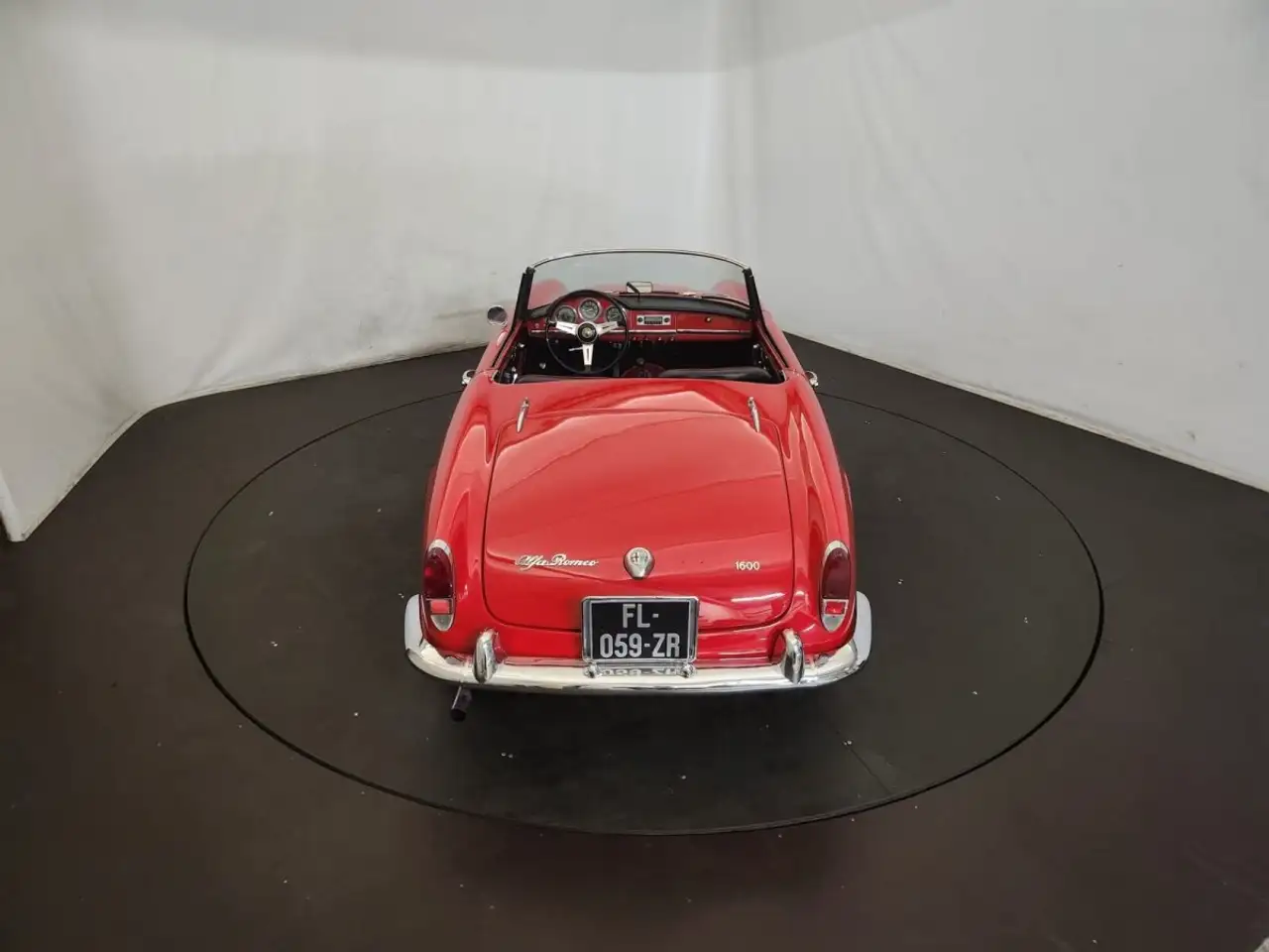 Alfa Romeo Giulia Spider 1600, foto 12