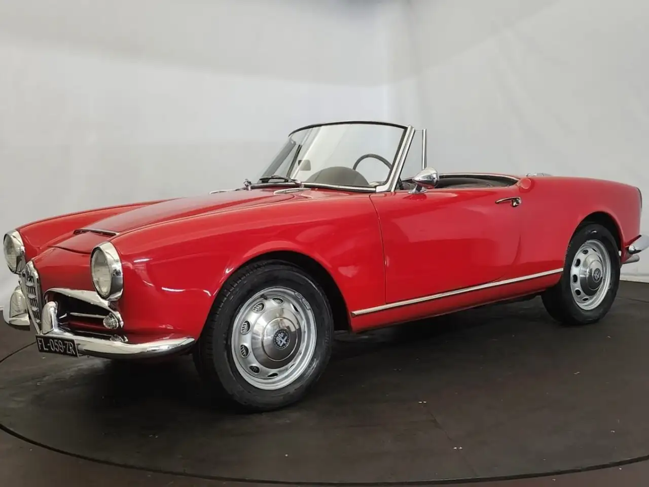 Alfa Romeo Giulia Spider 1600, foto 8