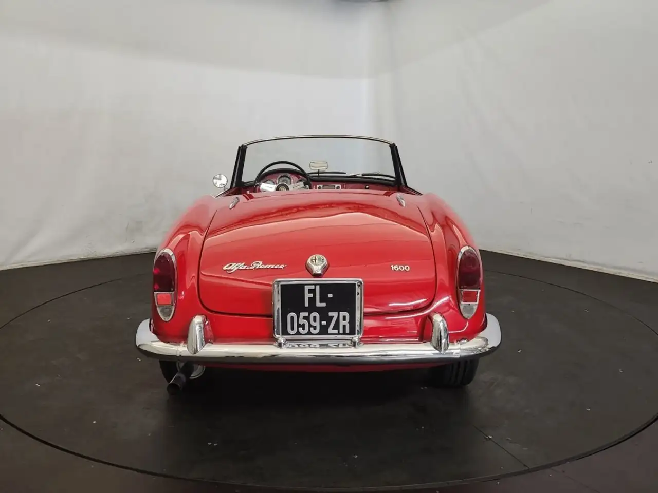 Alfa Romeo Giulia Spider 1600, foto 11