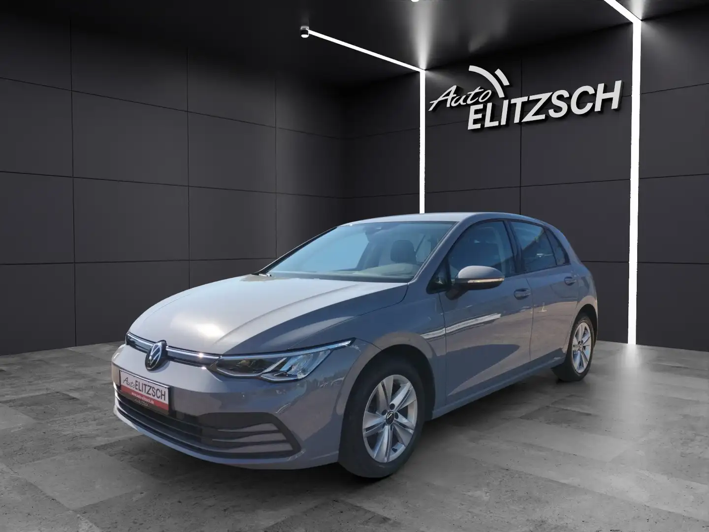 Volkswagen Golf VIII TSI Life LED Kamera CarPlay SHZ PDC ACC Navi Grau - 2