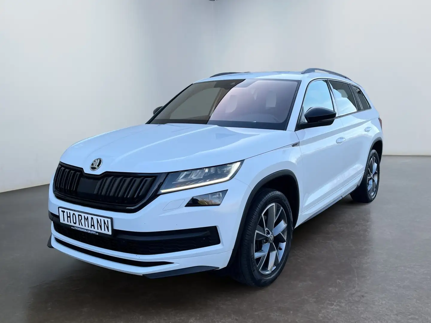 Skoda Kodiaq Sportline 1.5 TSI ACT 4xSHZ ACC AHK LED Weiß - 2