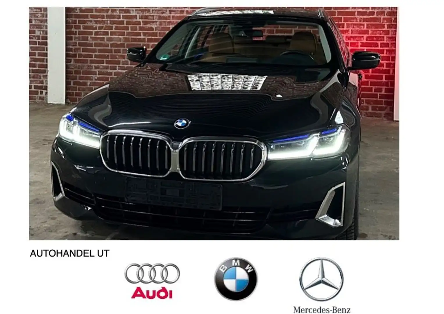 BMW 520 i Touring Luxury LASER/HeadUP/PANO/AHK/R.Kam Noir - 1