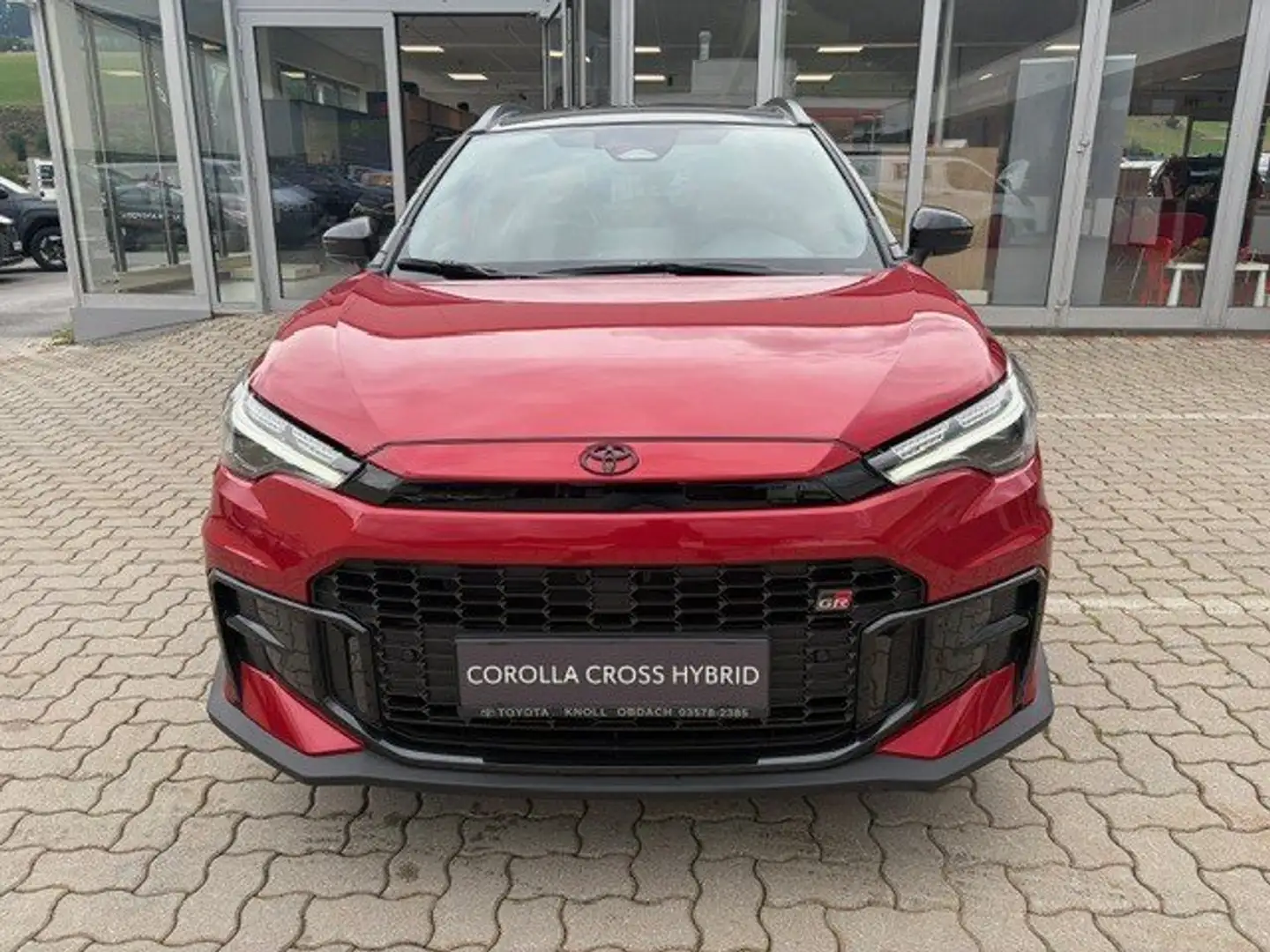 Toyota Corolla Cross 2,0 Hybrid AWD GR Sport Rot - 2