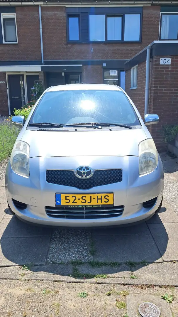 Toyota Yaris 1.3 VVTi Sol Zilver - 2