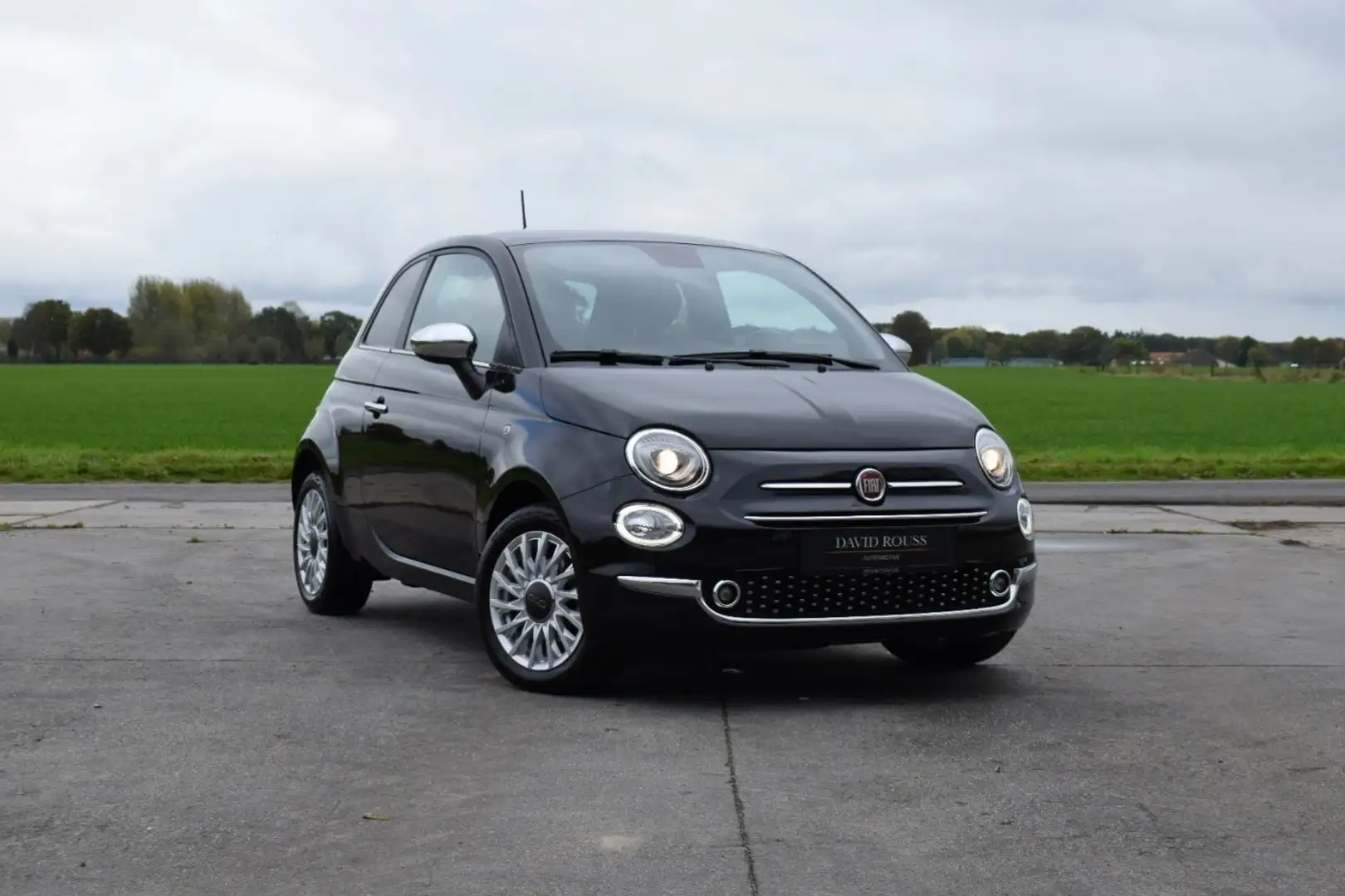 Fiat 500 1.0 Hybrid, Navi/CarPlay/Cruise/PDC/Airco/NEW Noir - 1