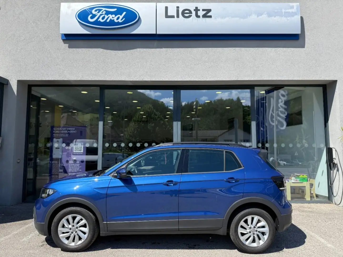 Volkswagen T-Cross 1,0TSI Life DSG Blau - 1