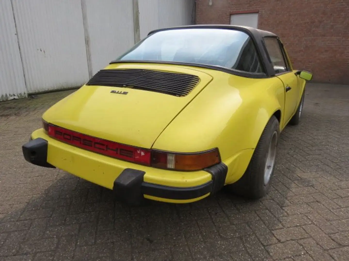 Porsche 911 targa 2.2T Galben - 2