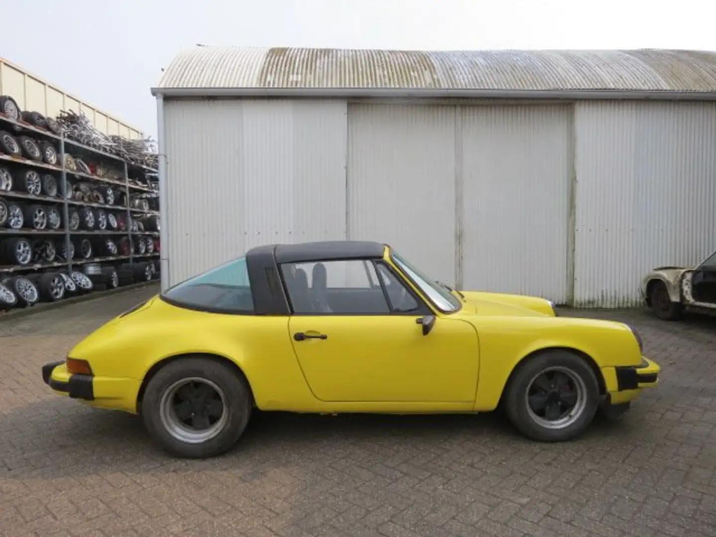 Porsche 911 targa 2.2T Galben - 1