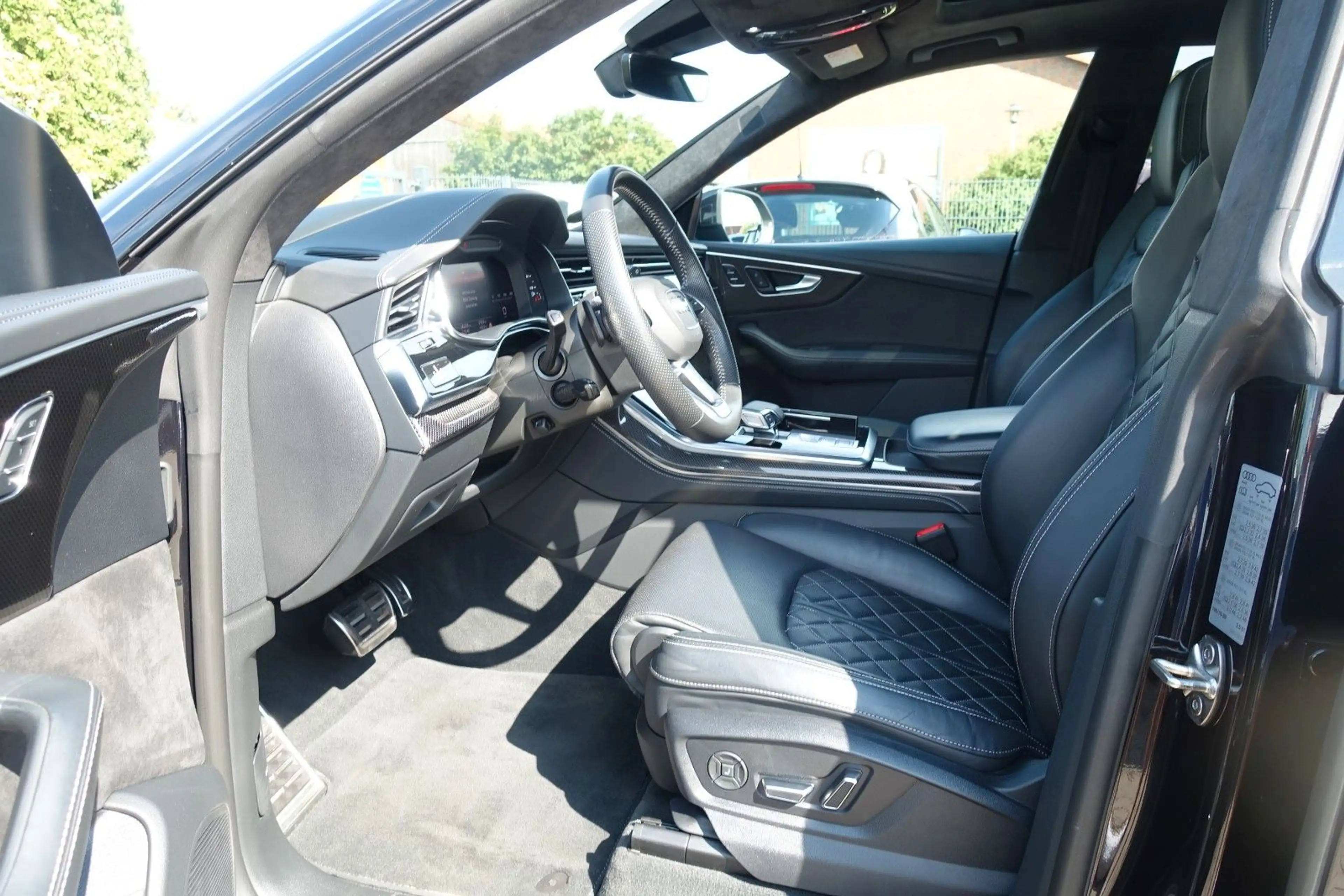 Audi SQ8 4.0 TDI*Keramik*Nacht*SoftClose*AHK*Standhzg — photo 11