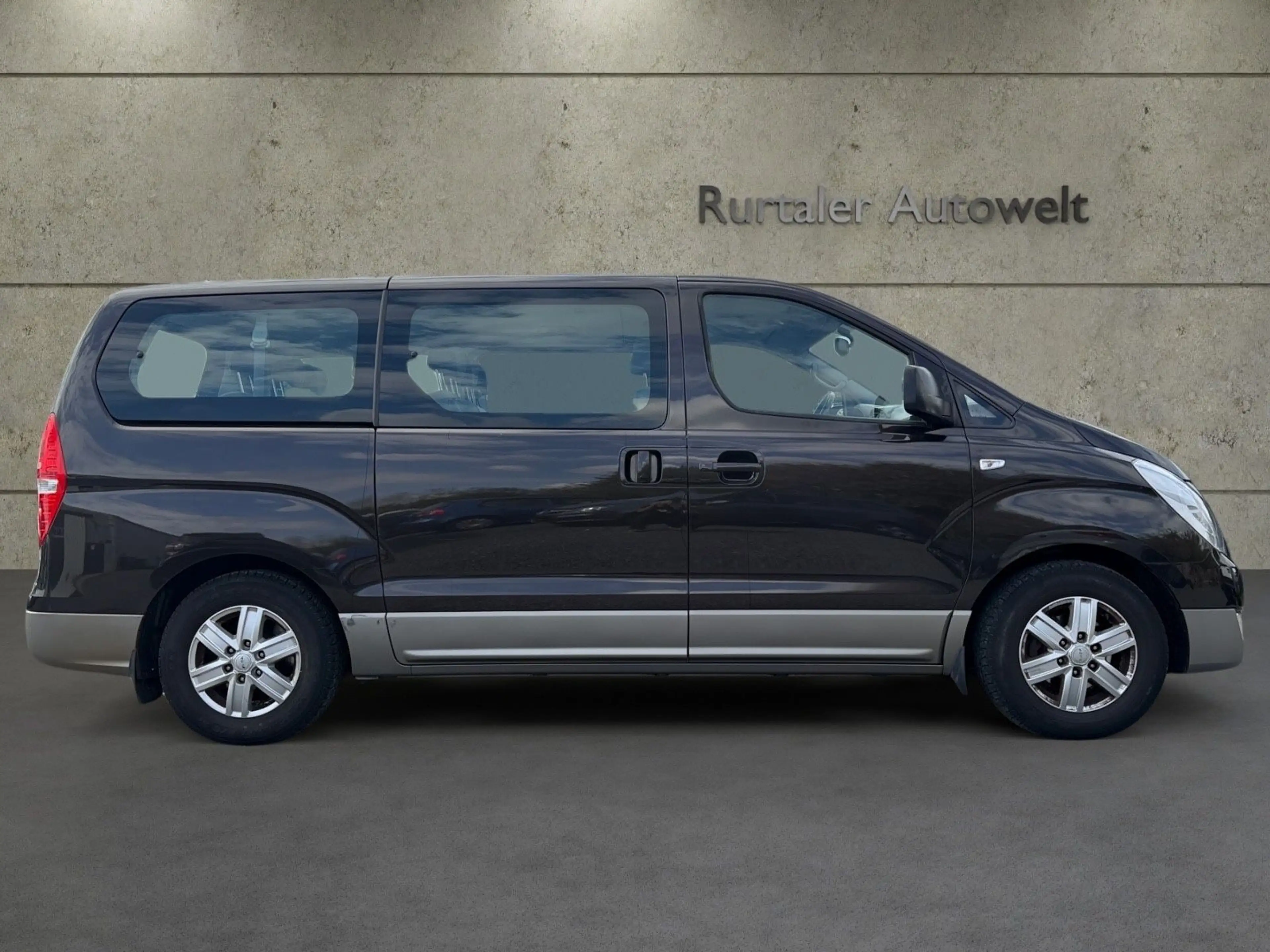 Hyundai H-1 Travel Comfort *AUTOM.*NAVI*SHZ*RFK*TÜV NEU* — photo 6