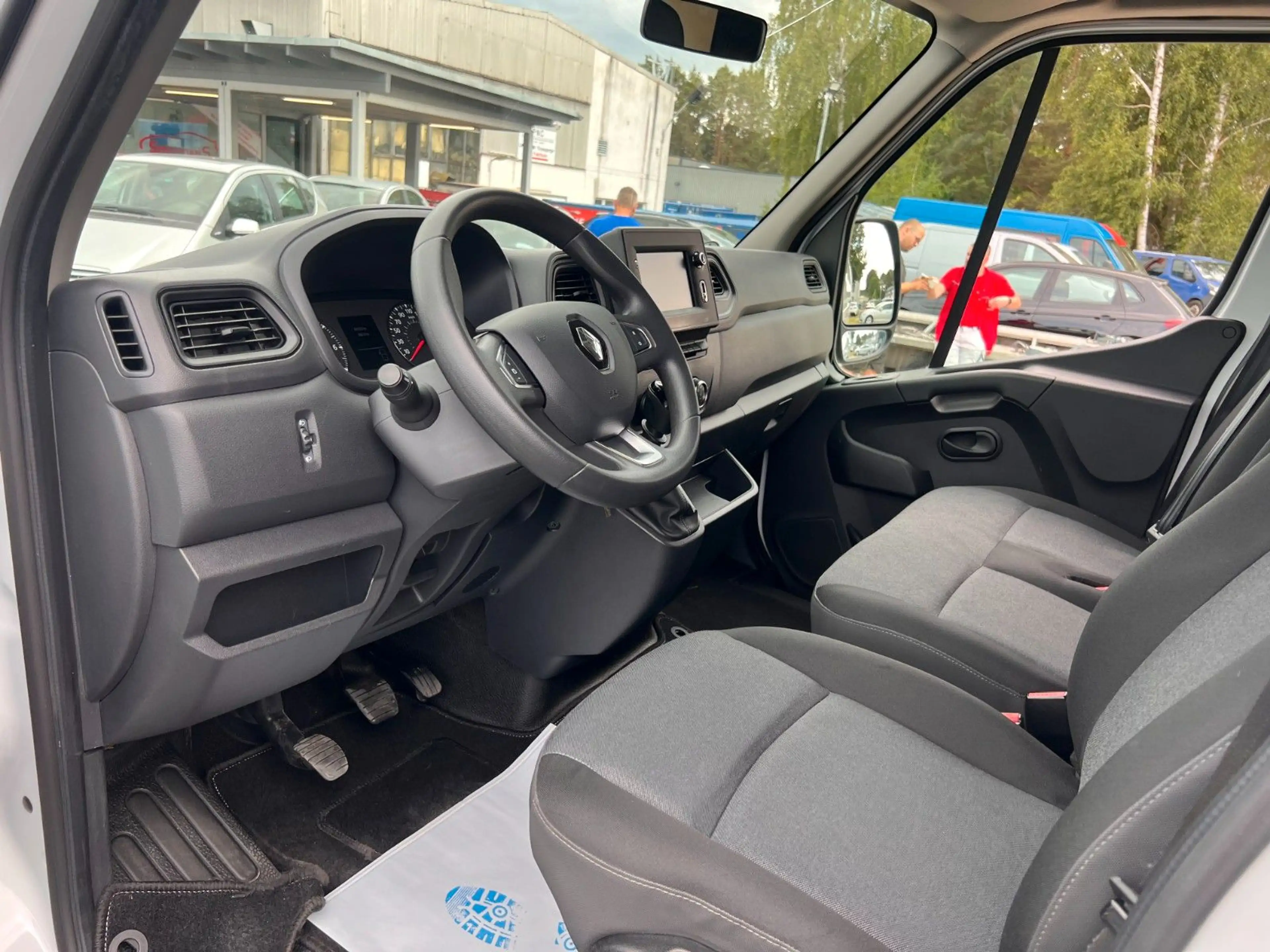 Renault Master III Kasten L2H2 HKa 3,5t — photo 10