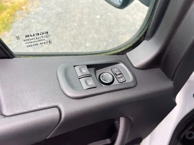 Renault Master view 13