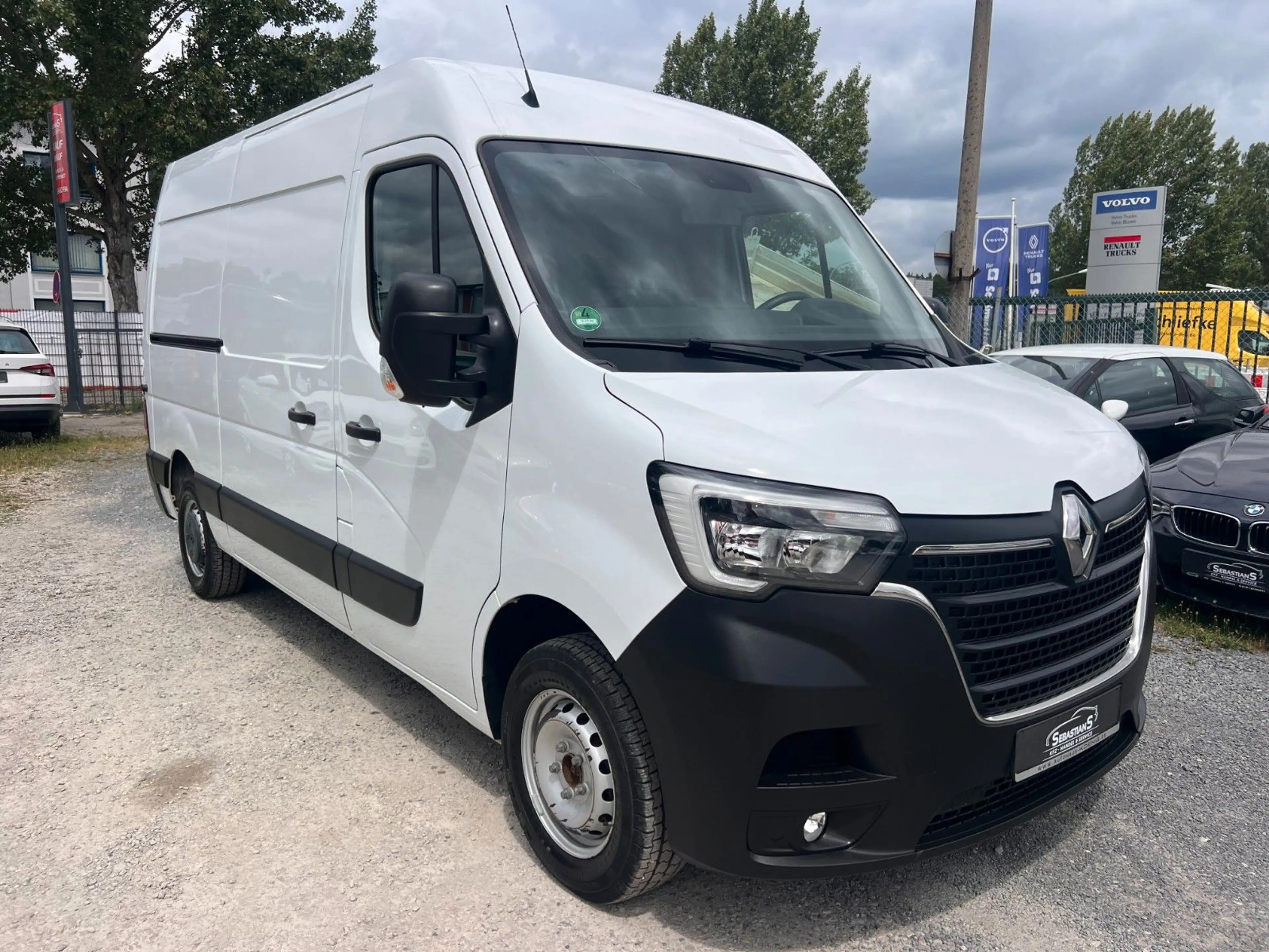 Renault Master III Kasten L2H2 HKa 3,5t