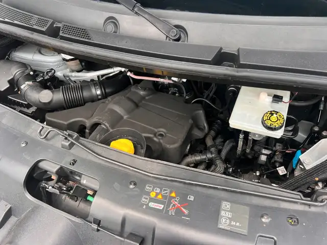 Renault Master view 7