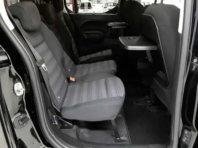 Opel Combo view 14