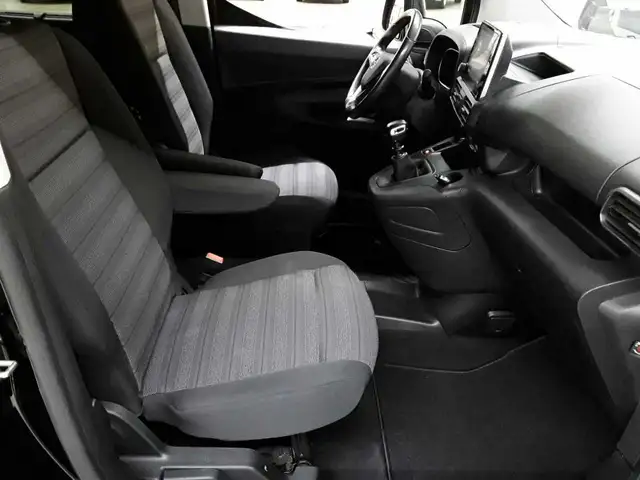 Opel Combo view 8