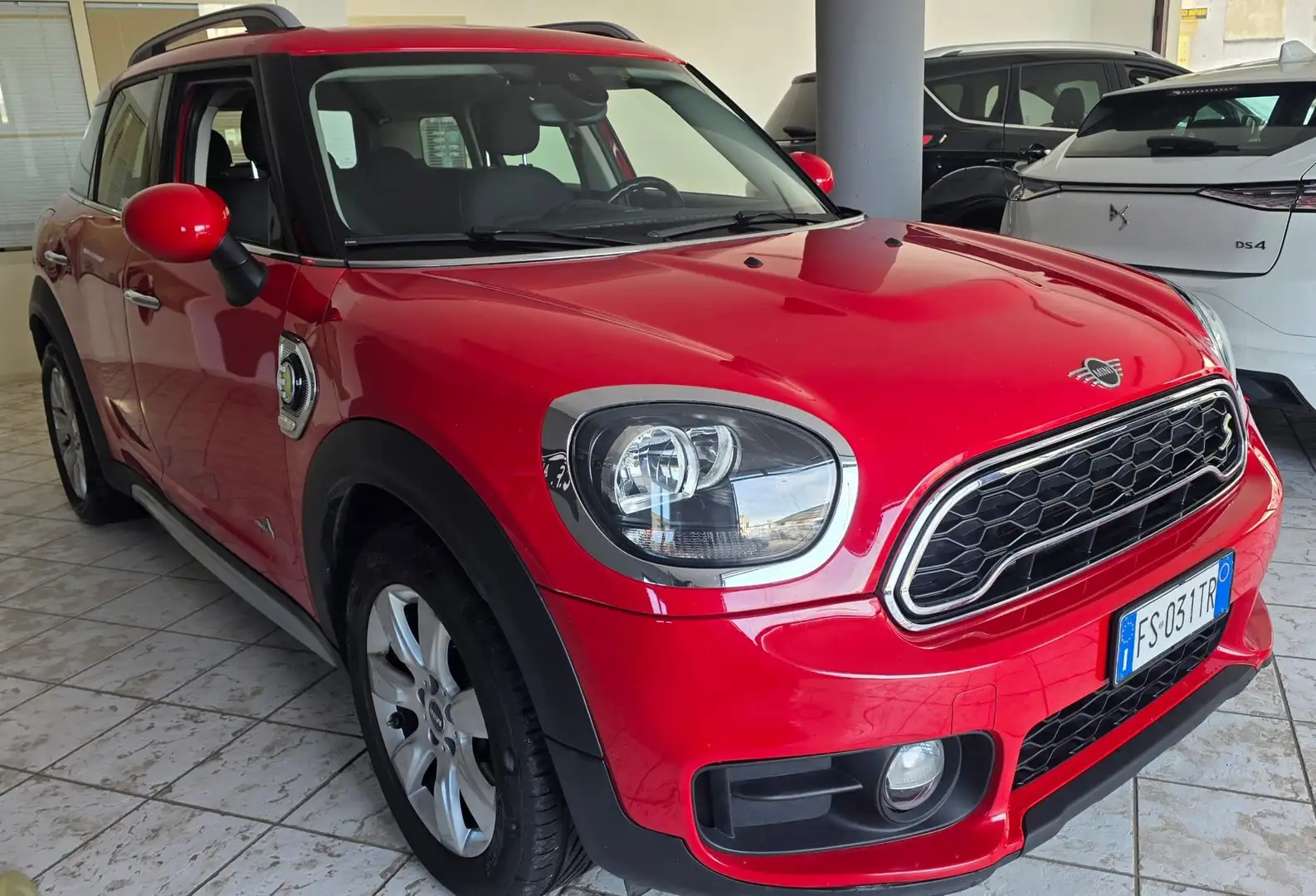 MINI Cooper SE Countryman Mini Countryman F60 2017 1.5 all4 auto SE Červená - 2